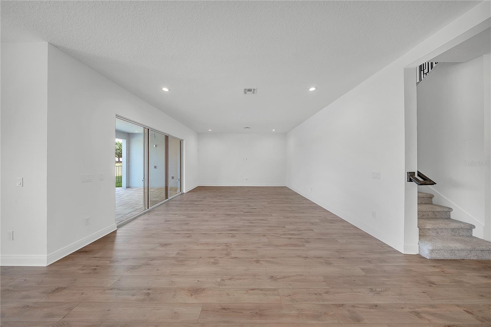 Image 59 of 95 For 13271 Tollcross Way