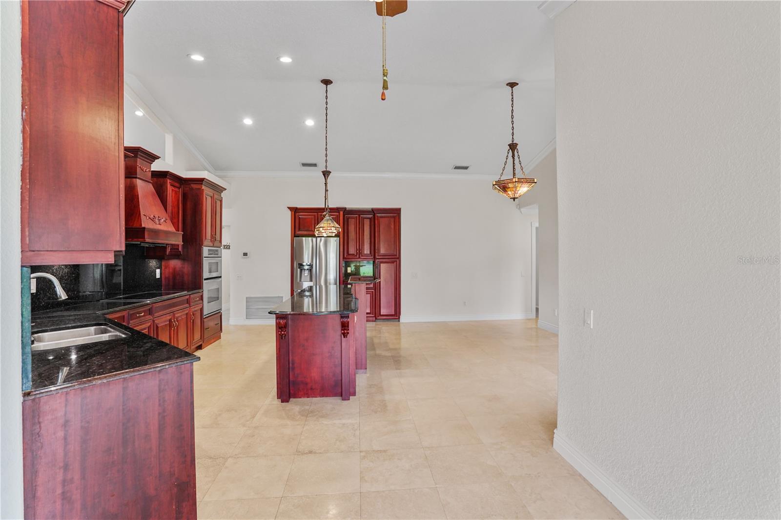 Image 21 of 64 For 6766 Edgeworth Drive