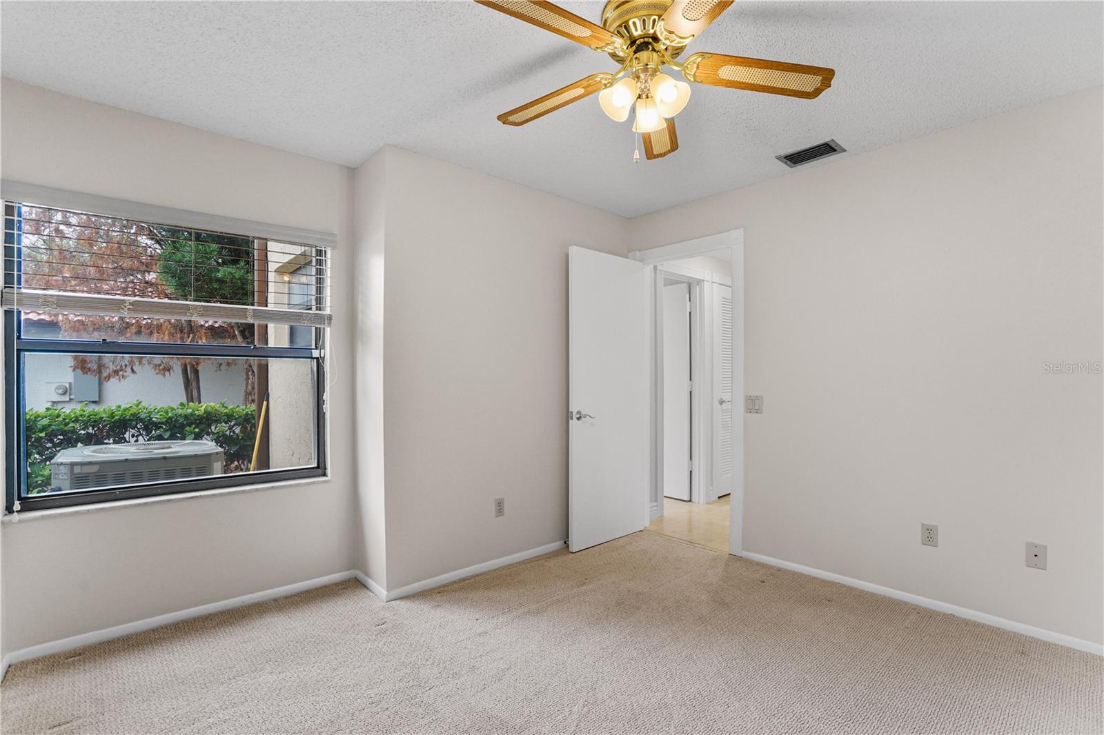 Image 31 of 64 For 6766 Edgeworth Drive