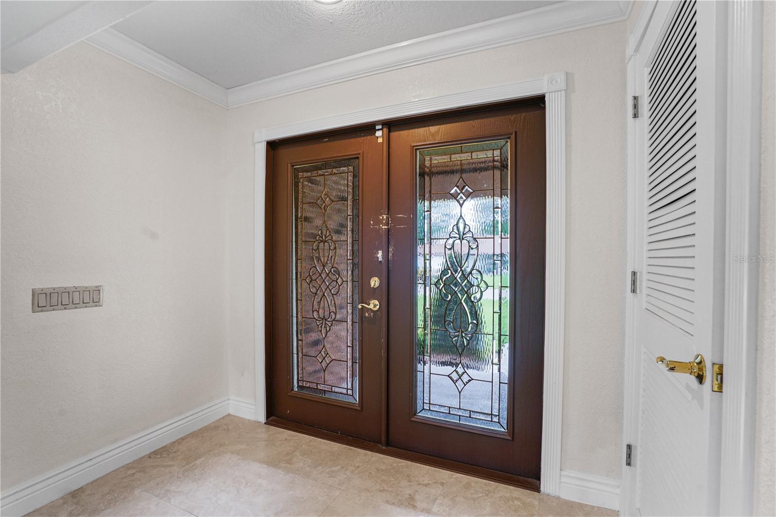 Image 6 of 64 For 6766 Edgeworth Drive