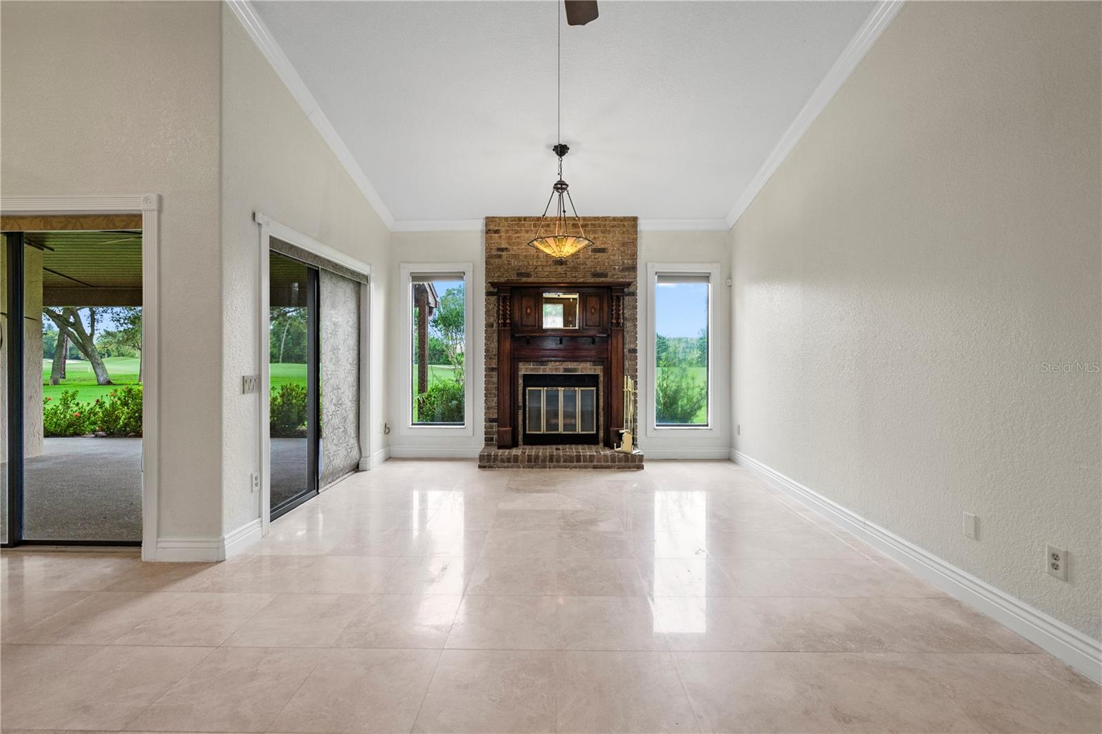 Image 9 of 64 For 6766 Edgeworth Drive