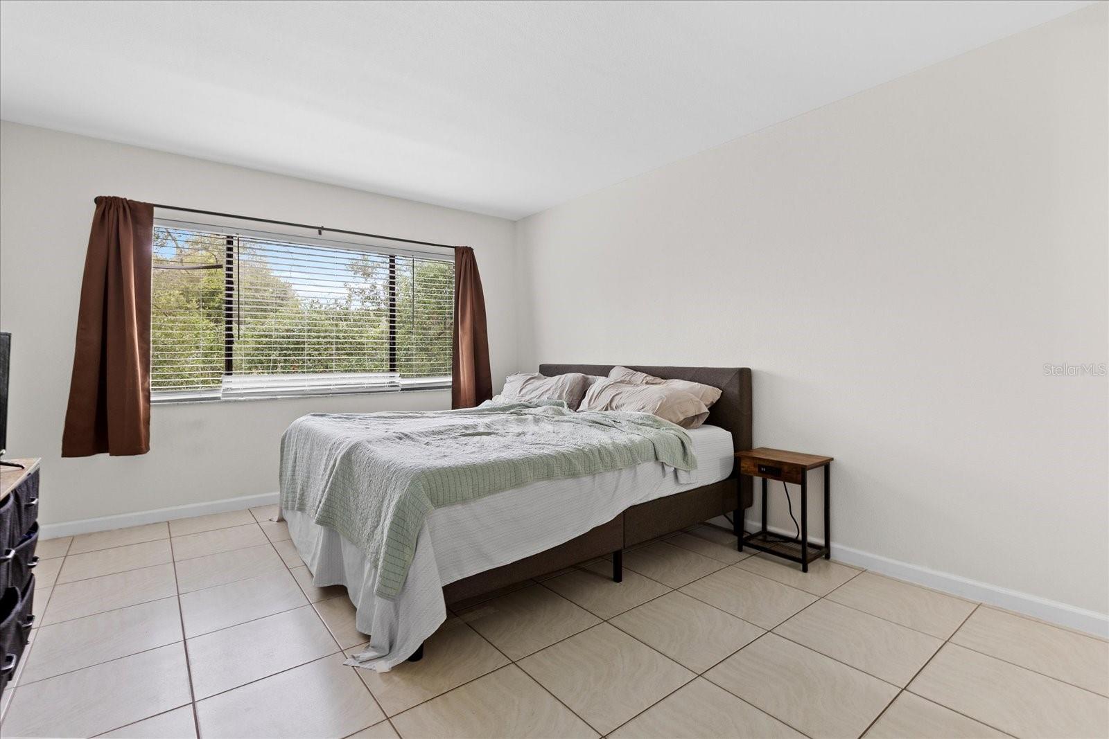 Image 10 of 22 For 1036 Bonaire Drive 2834