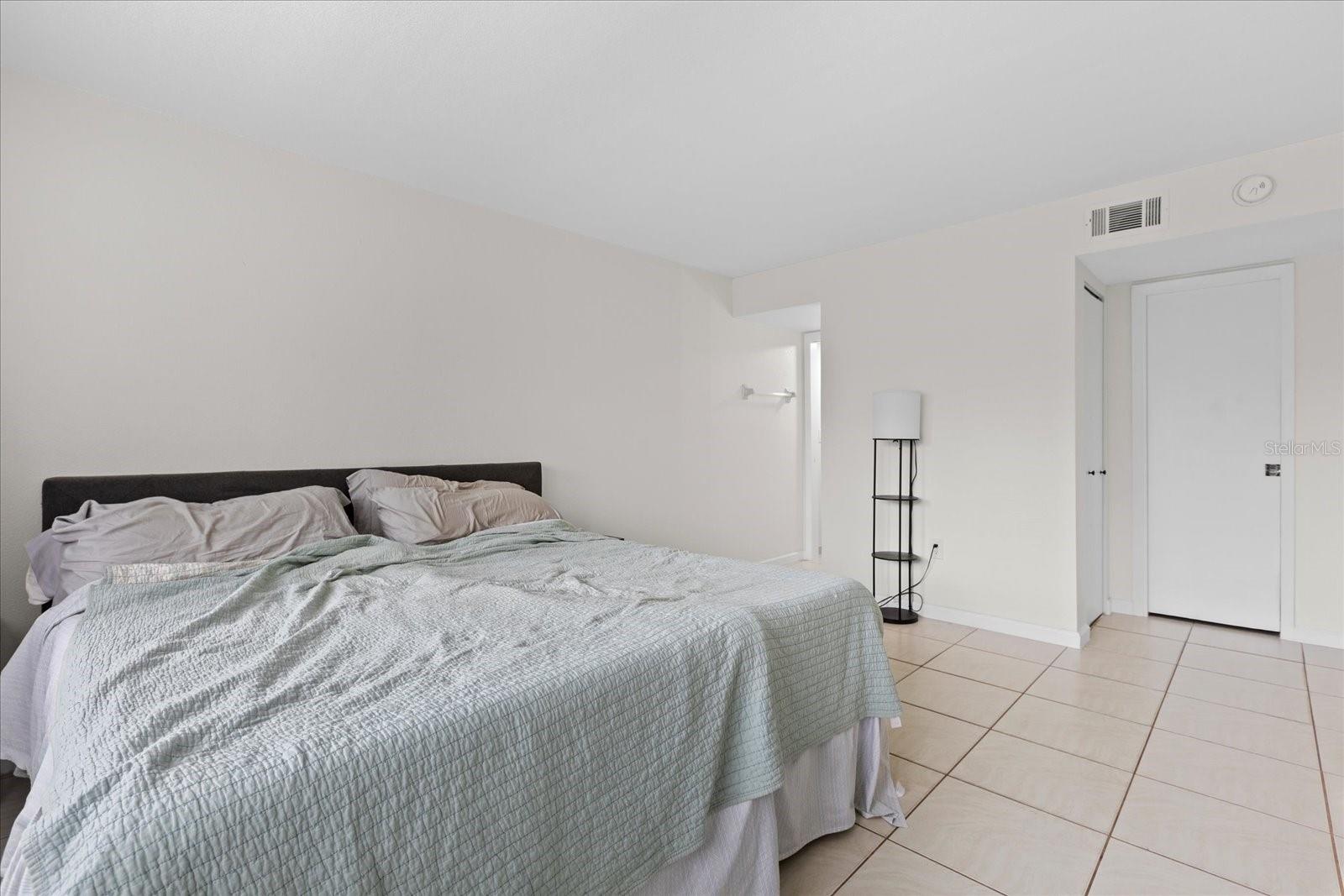 Image 11 of 22 For 1036 Bonaire Drive 2834