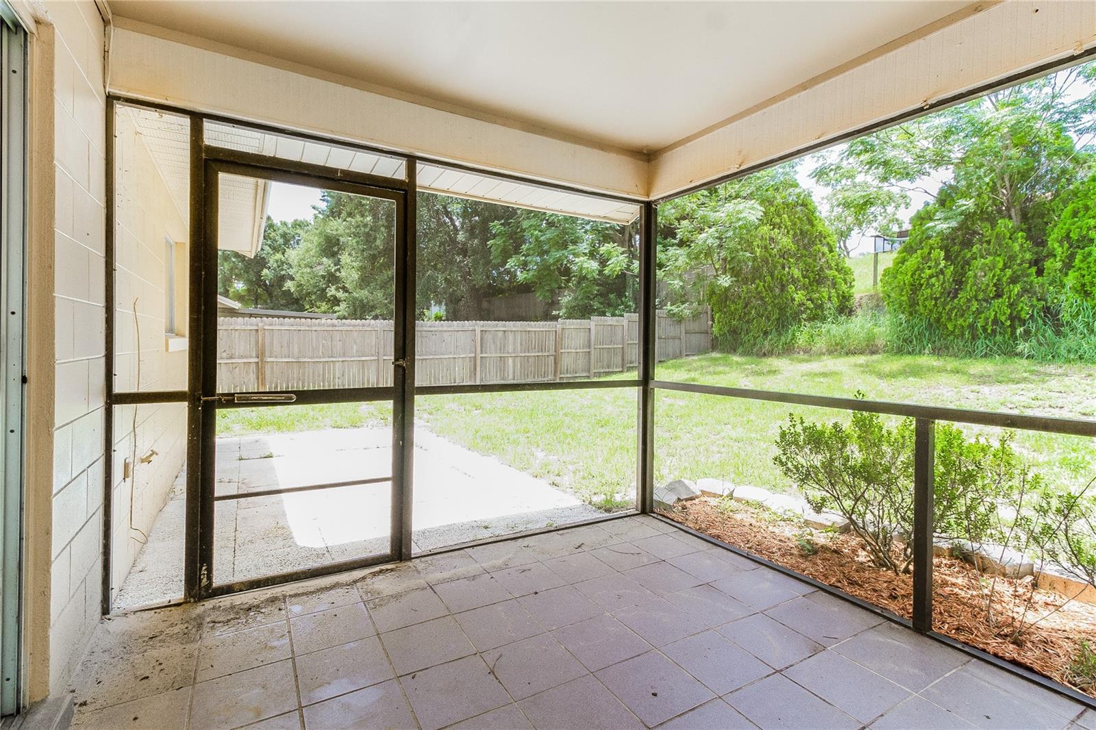 Image 15 of 16 For 340 Ashbourne Drive