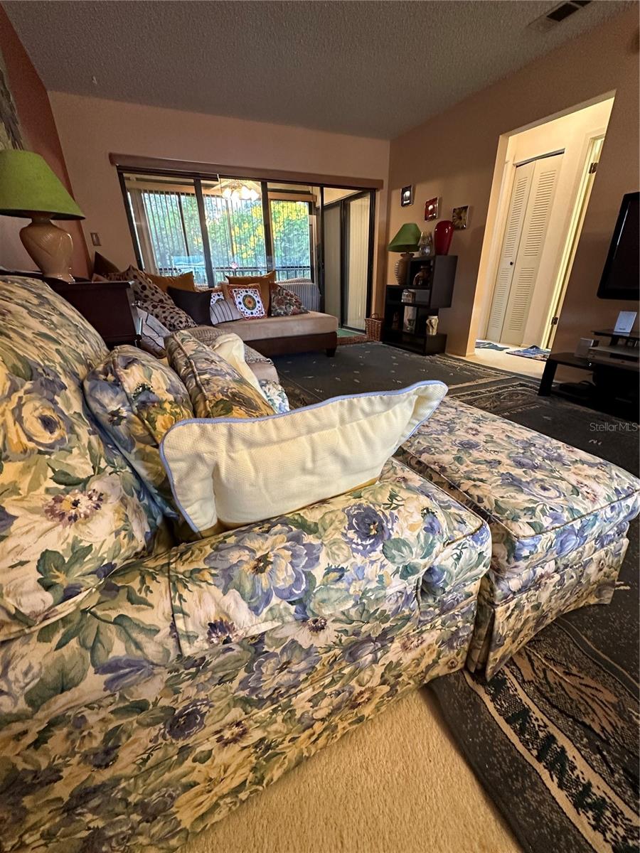 Image 13 of 26 For 3279 Westridge Boulevard 204
