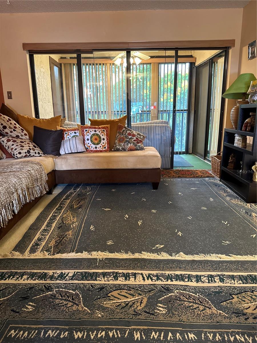 Image 14 of 26 For 3279 Westridge Boulevard 204