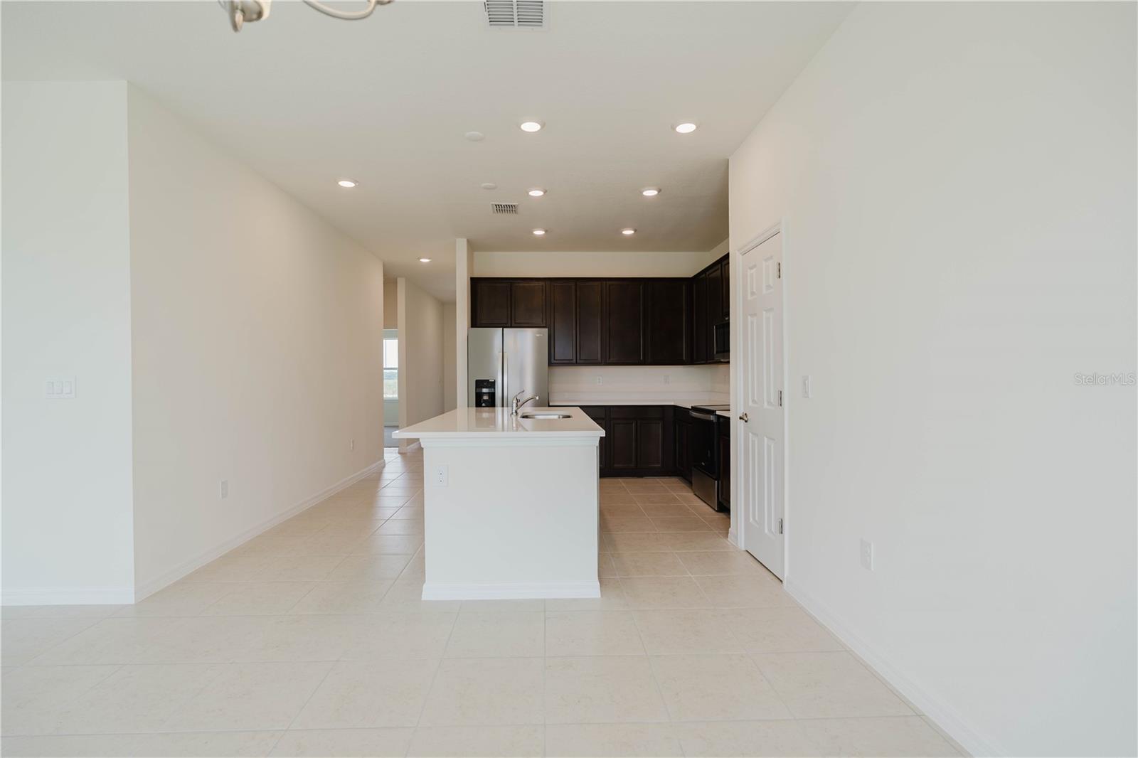 Image 6 of 30 For 2363 Selenia Street
