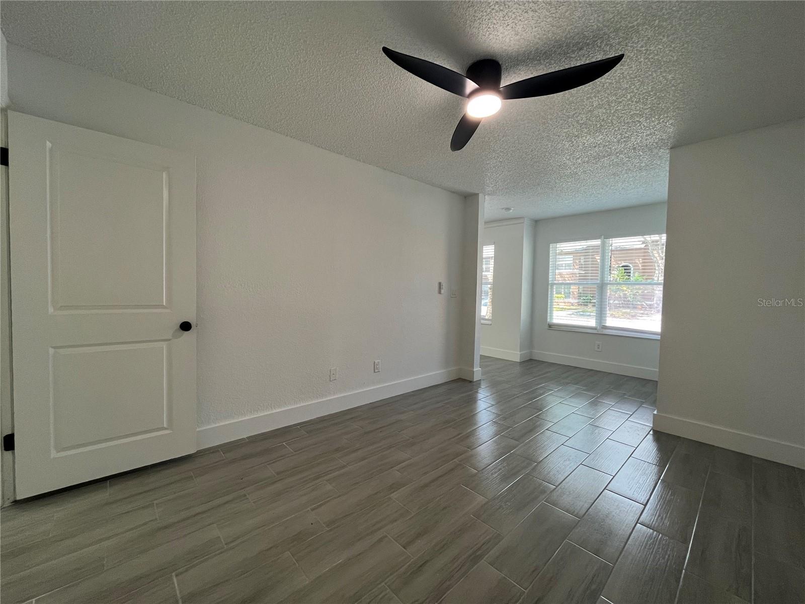Image 8 of 10 For 5773 Gatlin Avenue 614