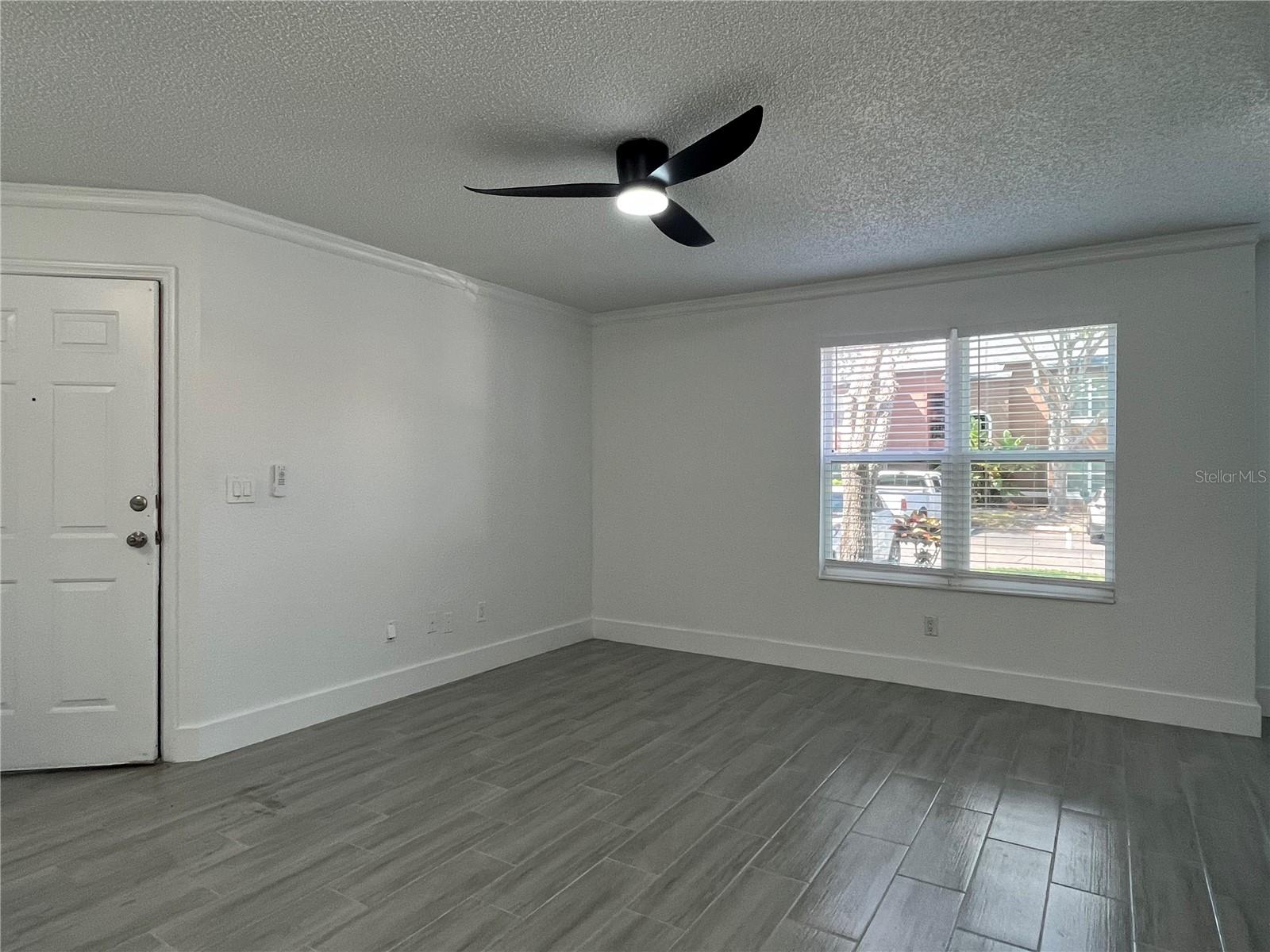 Image 9 of 10 For 5773 Gatlin Avenue 614
