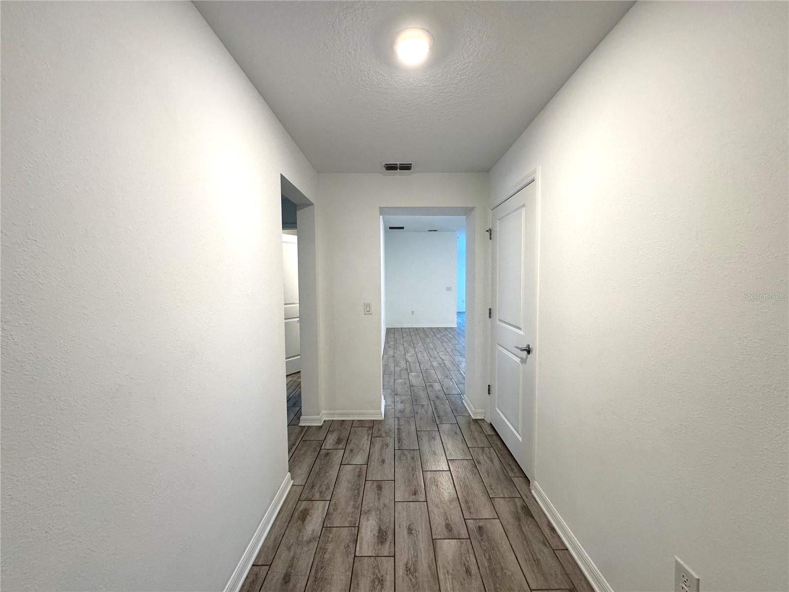 Image 11 of 29 For 5442 Limestone Street