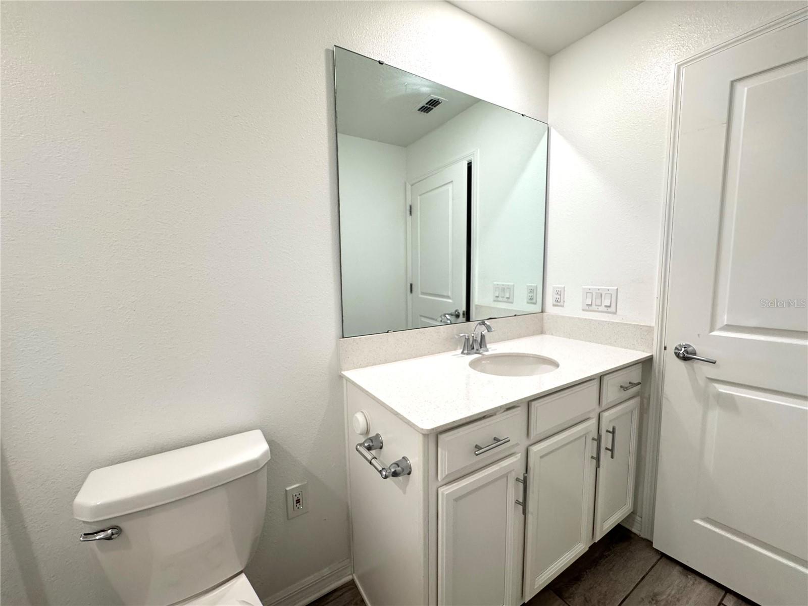 Image 20 of 29 For 5442 Limestone Street