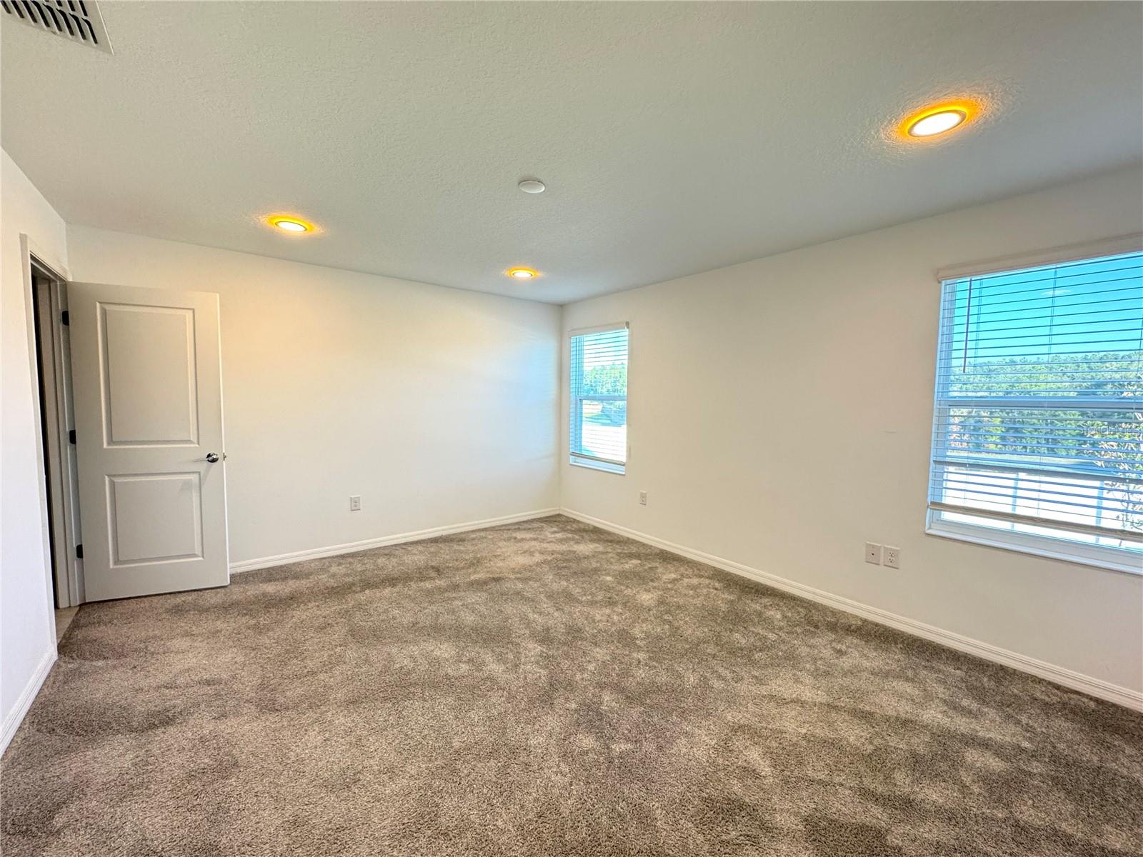 Image 23 of 29 For 5442 Limestone Street