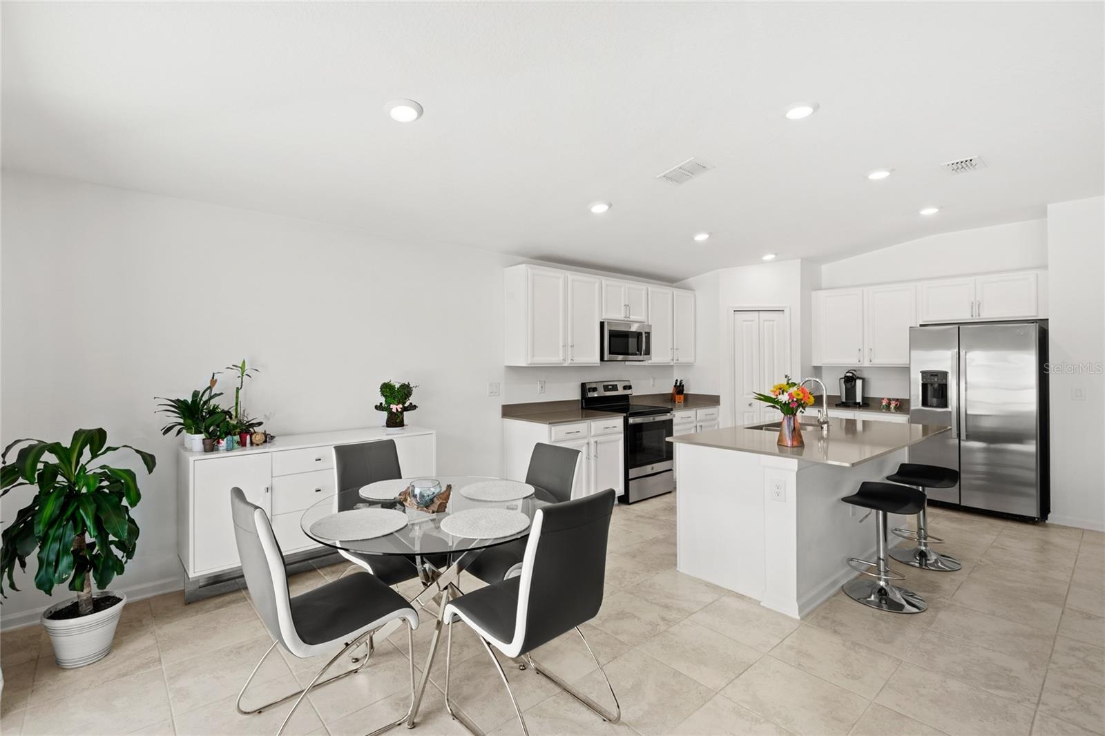 Image 10 of 43 For 1291 Lassen Street