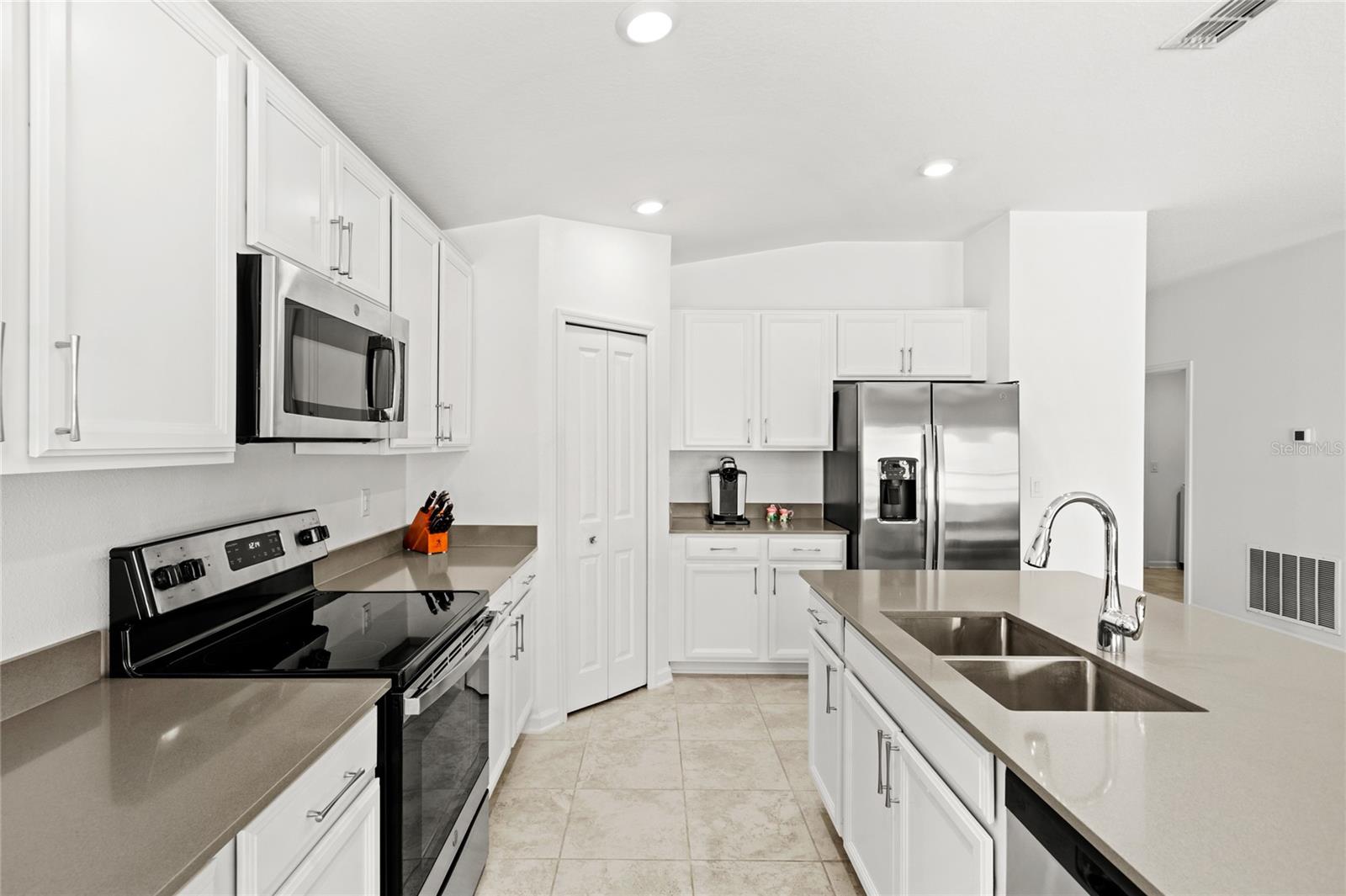 Image 3 of 43 For 1291 Lassen Street