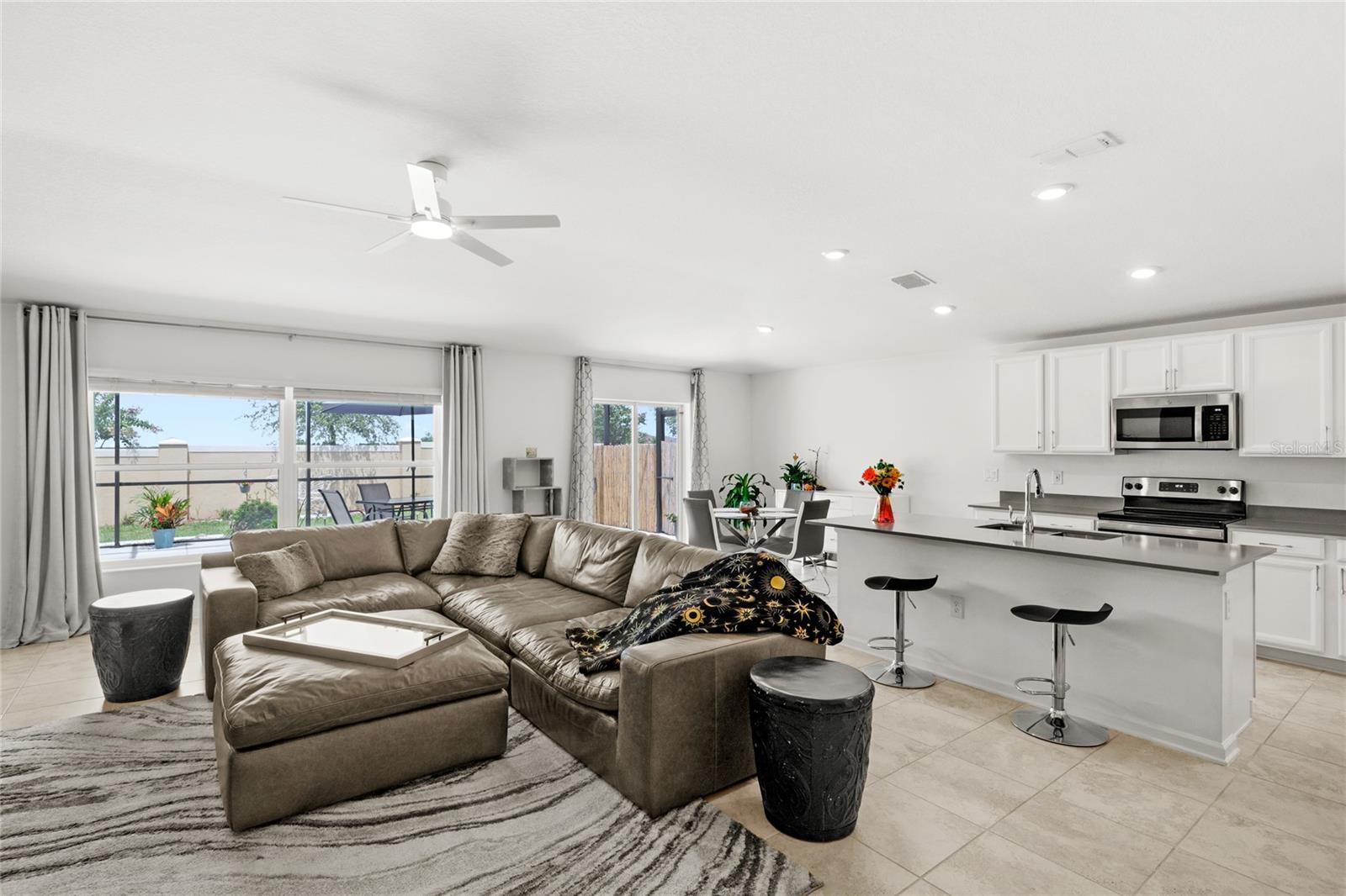 Image 4 of 43 For 1291 Lassen Street