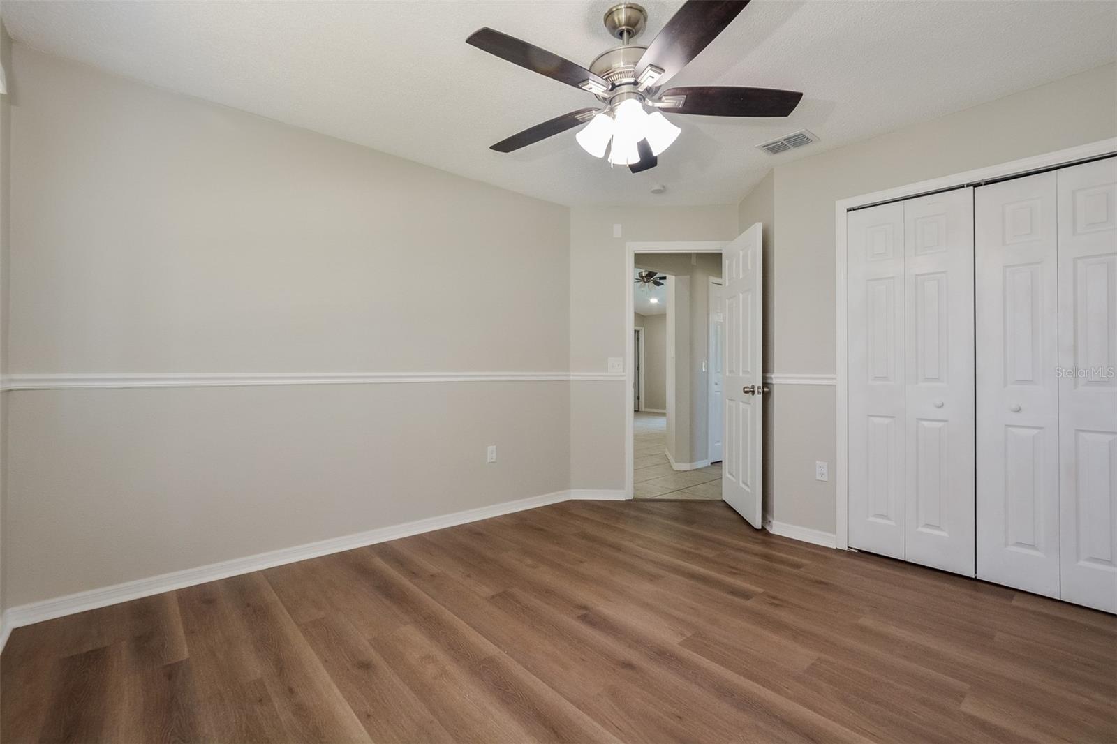 Image 11 of 16 For 548 Berkley Pointe Drive