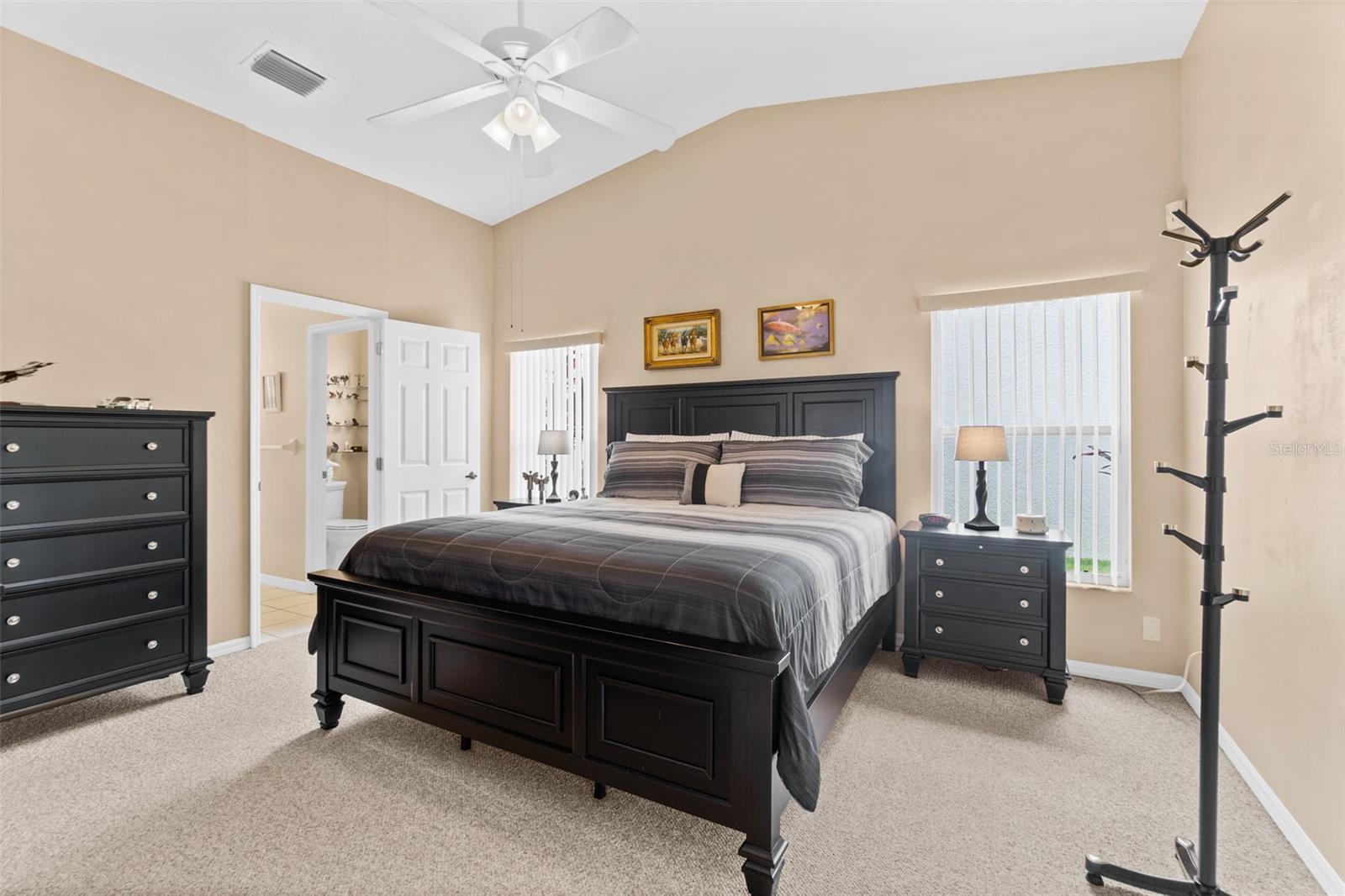 Image 17 of 41 For 4808 Springwater Circle
