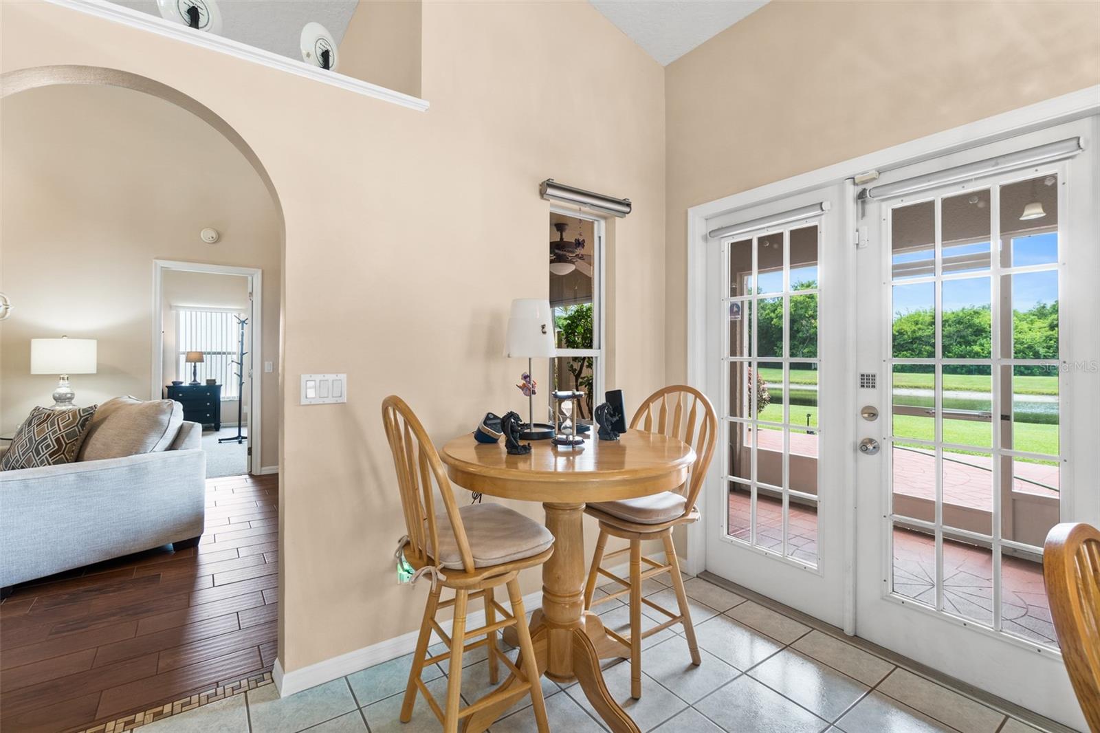 Image 7 of 41 For 4808 Springwater Circle
