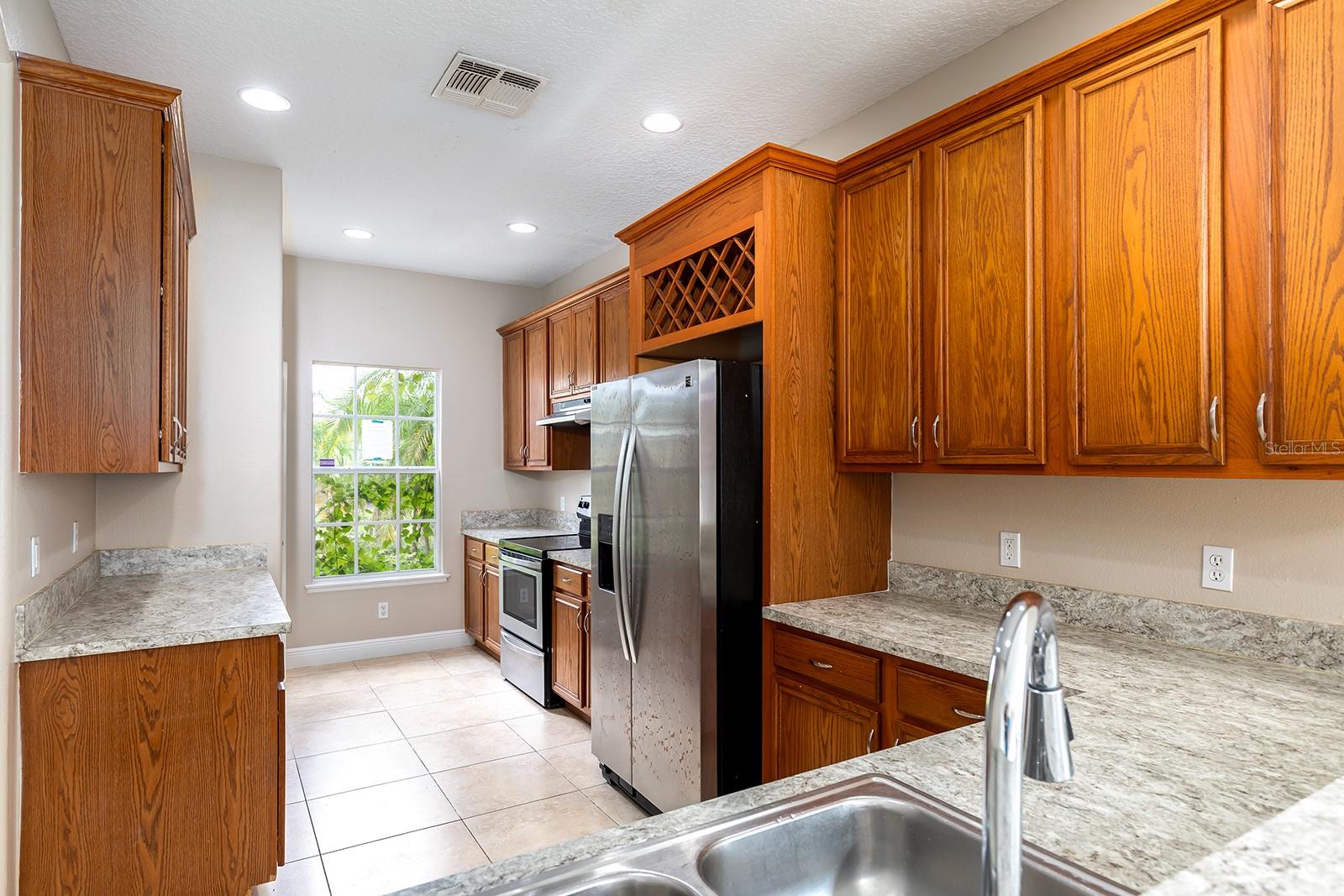 Image 2 of 26 For 14515 Huntcliff Park Way