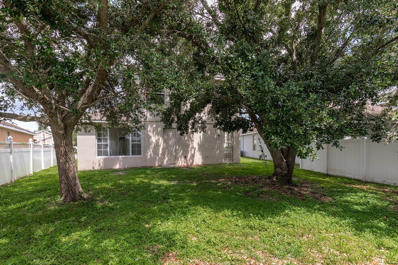 Image 22 of 26 For 14515 Huntcliff Park Way
