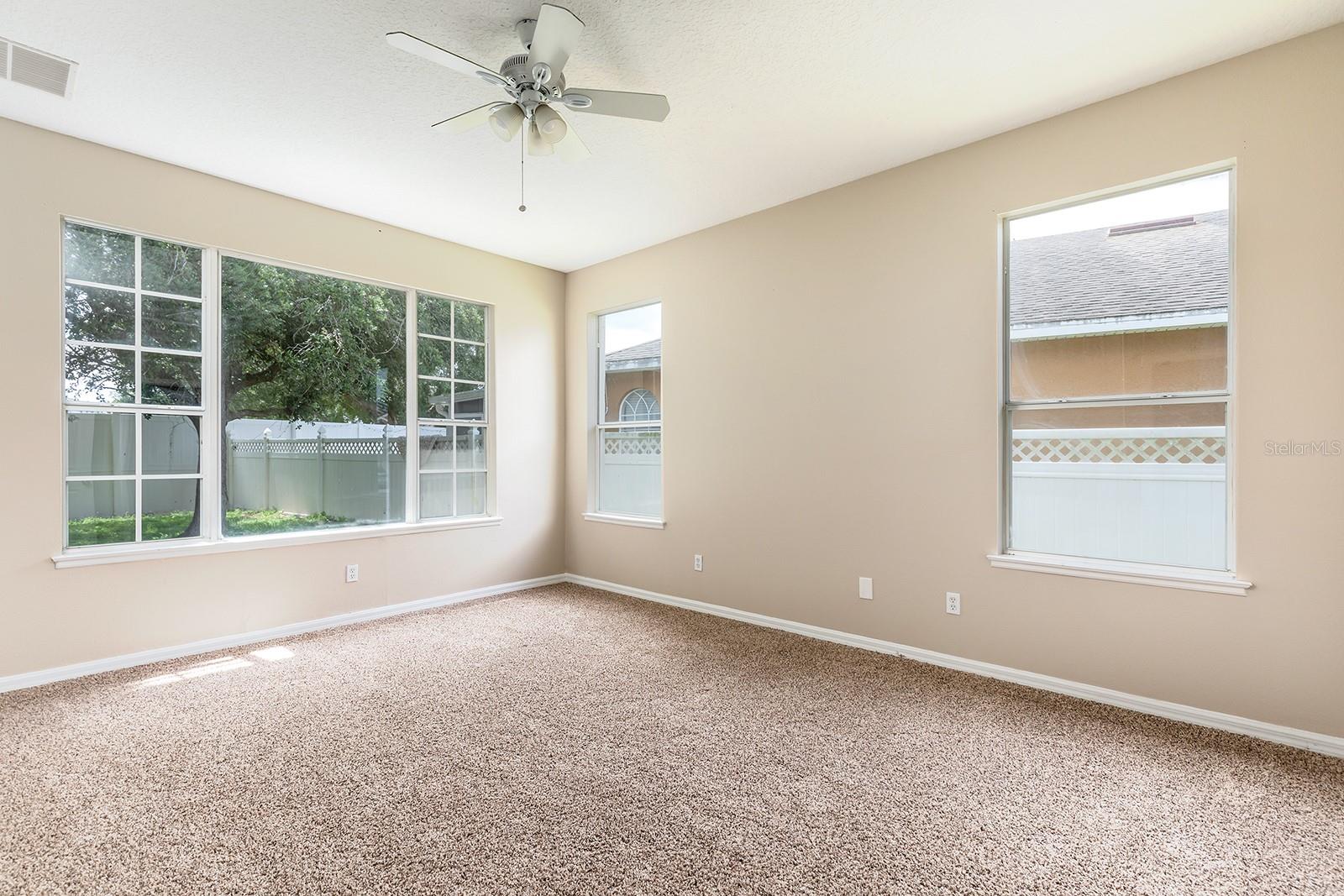 Image 9 of 26 For 14515 Huntcliff Park Way