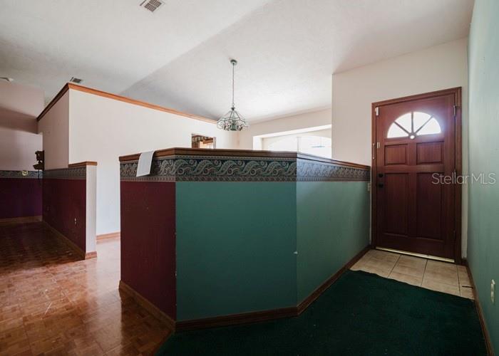 Image 16 of 19 For 6140 46th Avenue Road