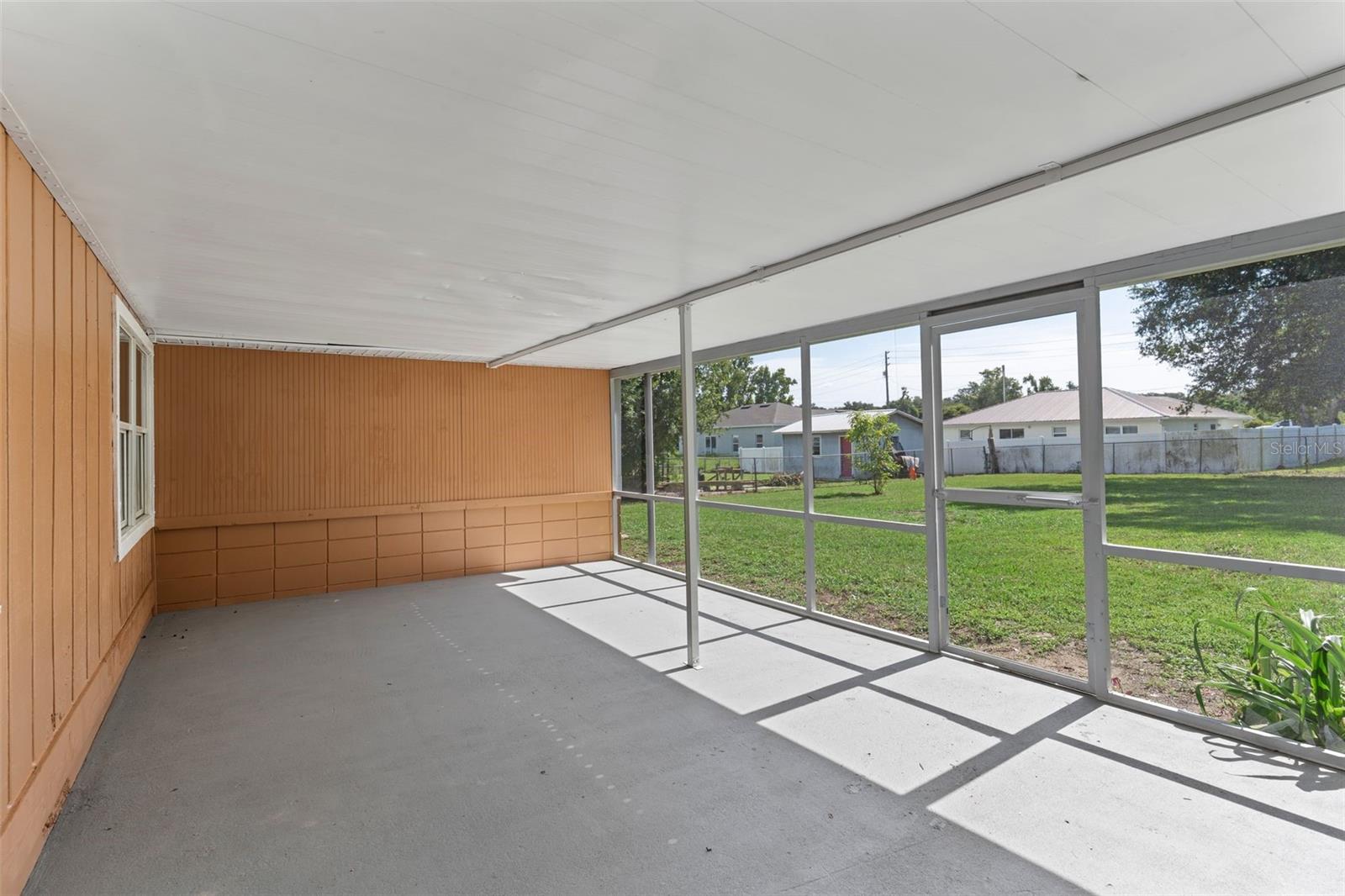 Image 18 of 23 For 5126 Idlewood Lane