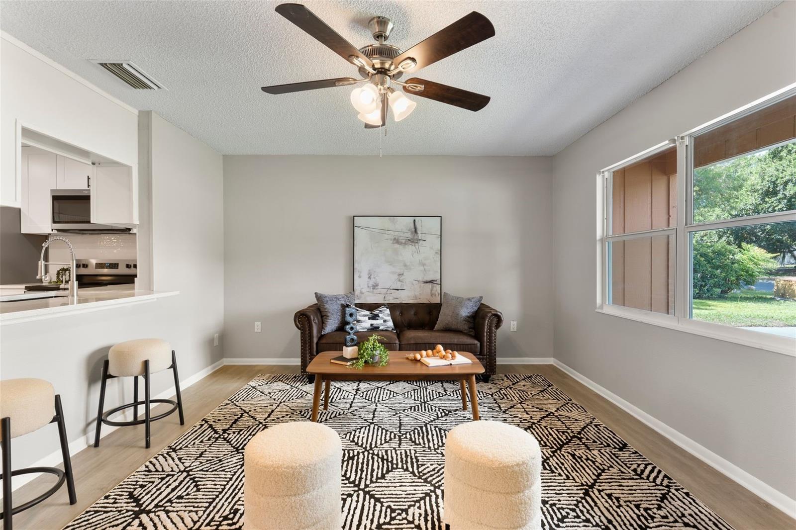 Image 4 of 23 For 5126 Idlewood Lane