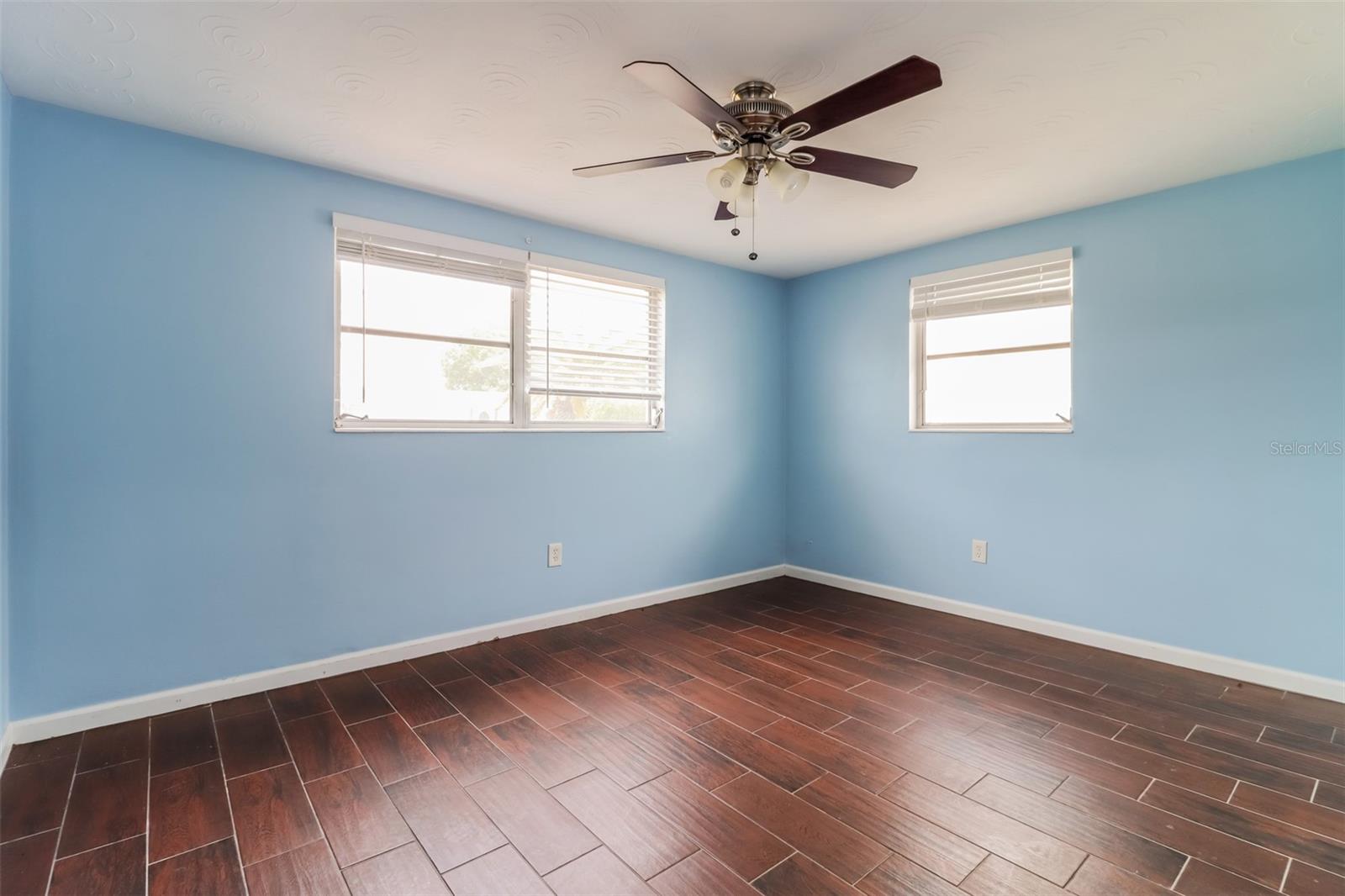 Image 11 of 16 For 3730 Sablewood Drive