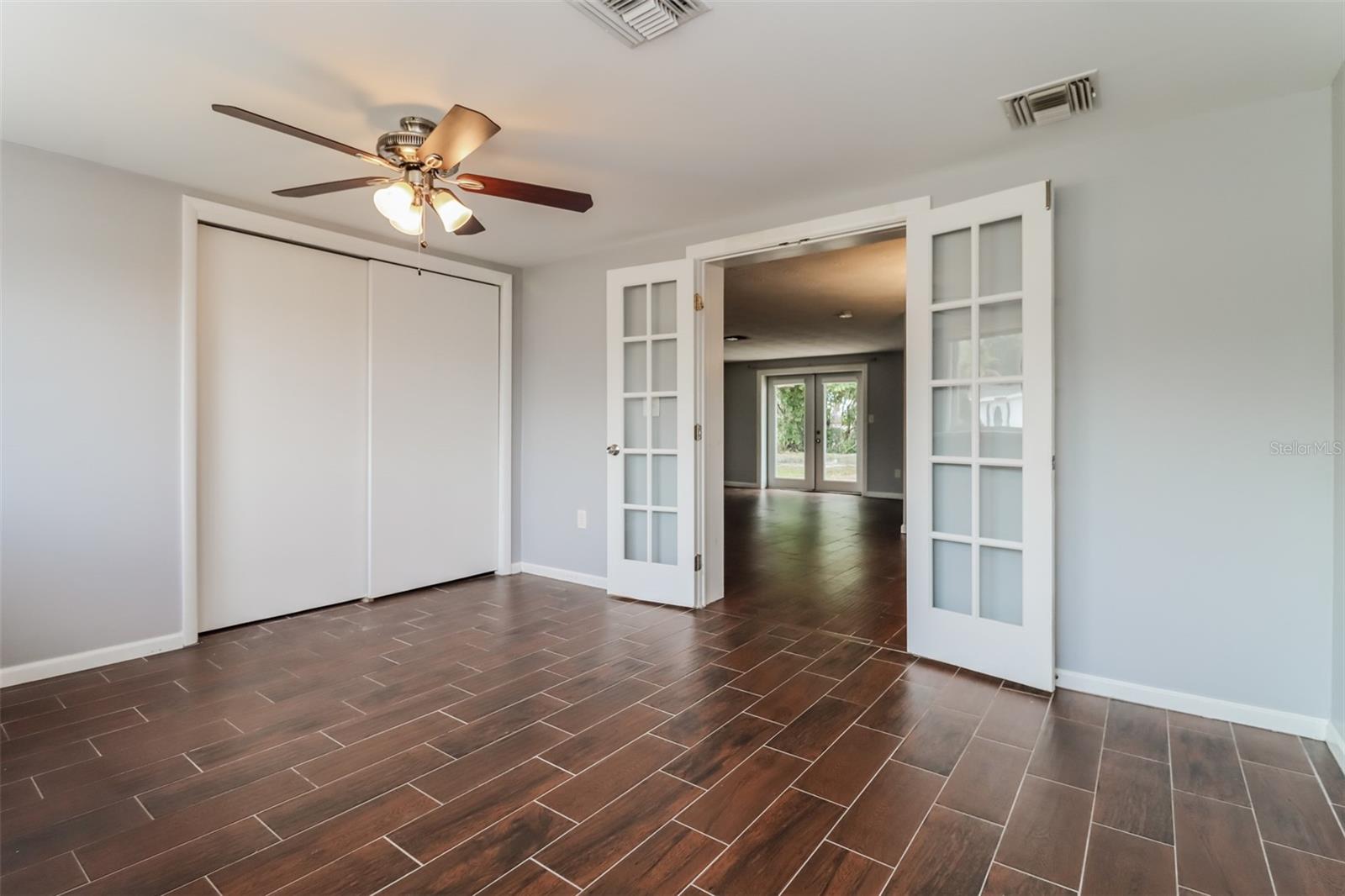 Image 9 of 16 For 3730 Sablewood Drive