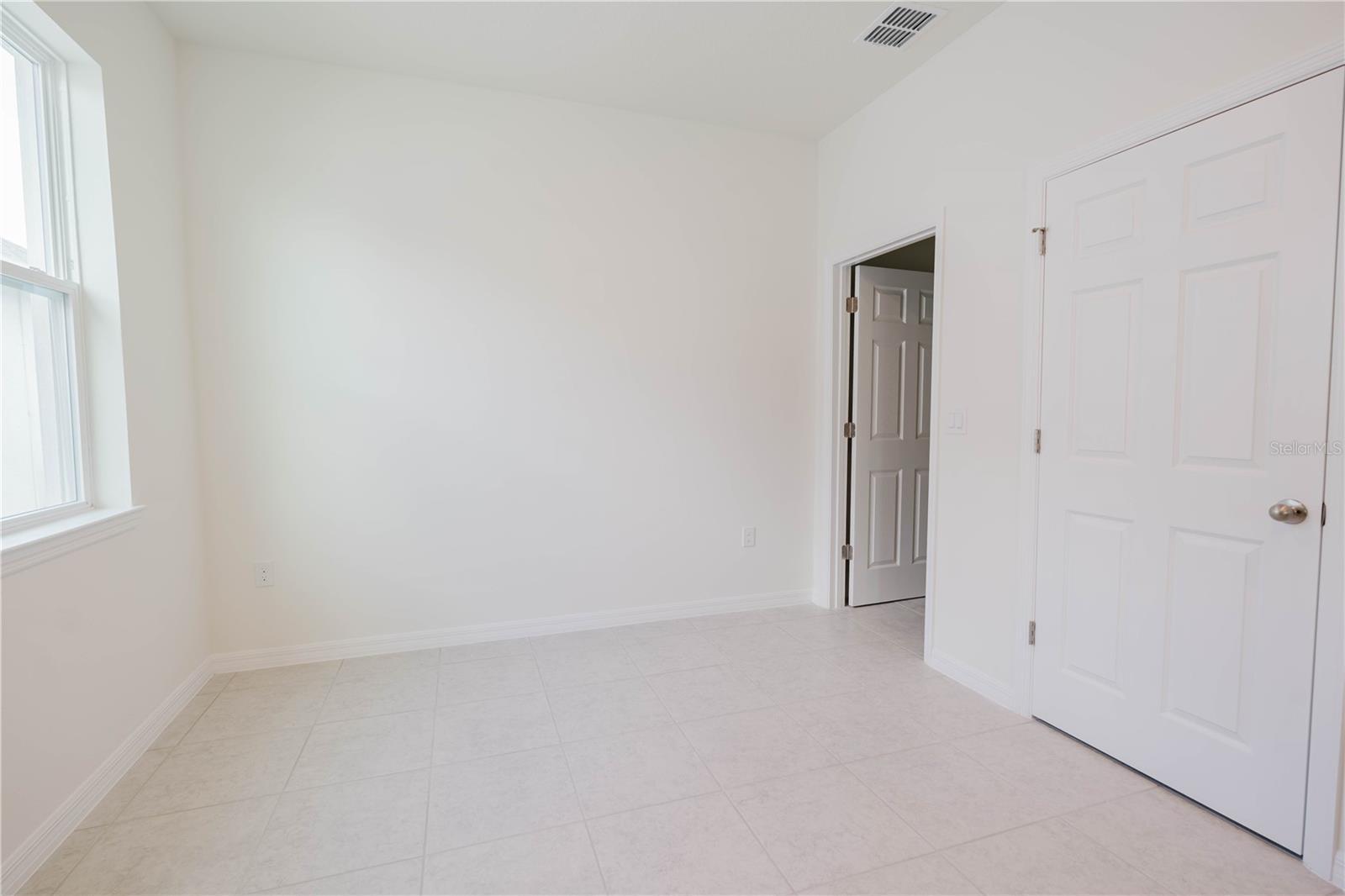 Image 14 of 34 For 2355 Selenia Street