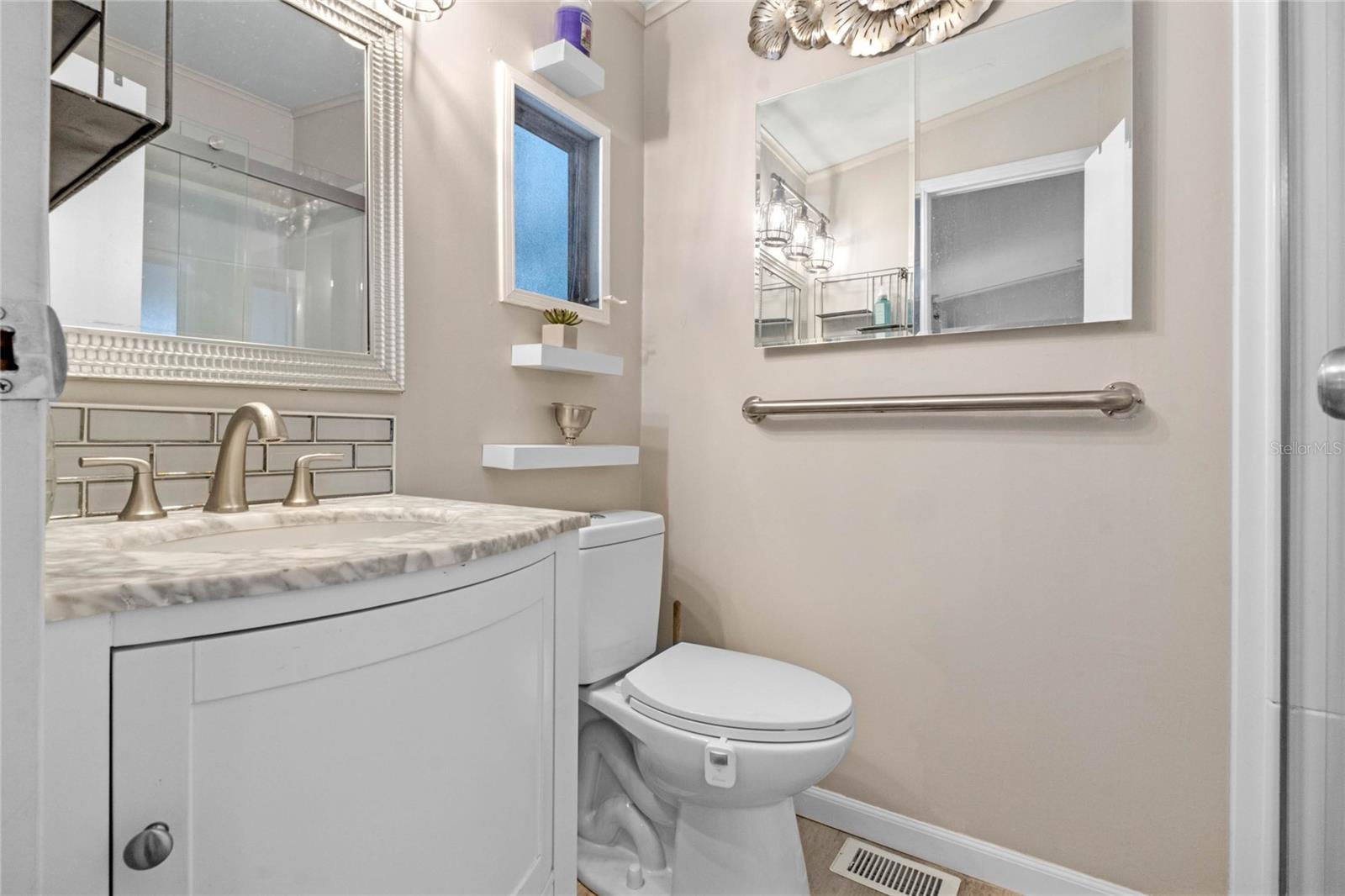 Image 13 of 33 For 228 Westwood Drive