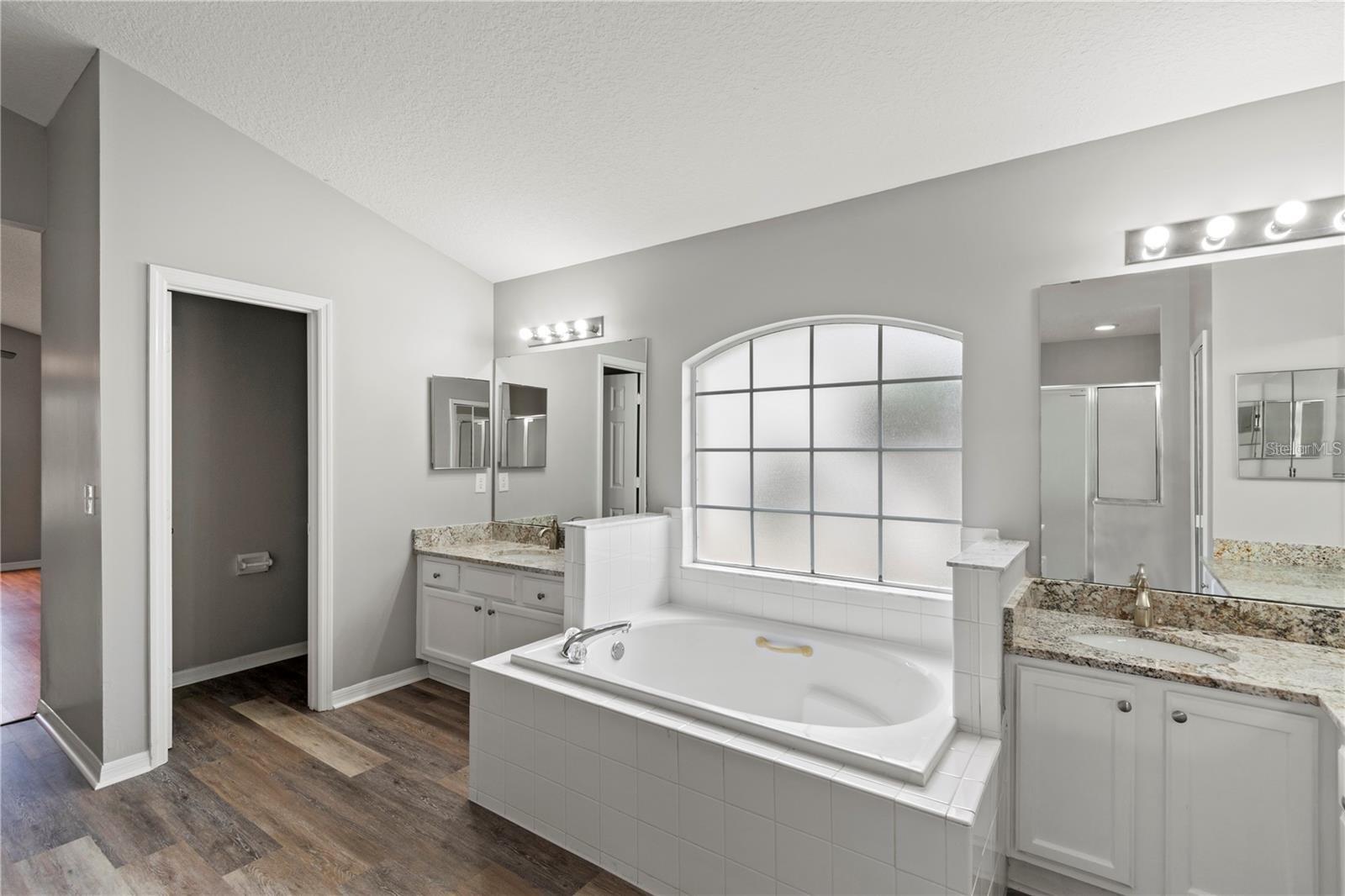 Image 12 of 43 For 4731 Summerbridge Circle