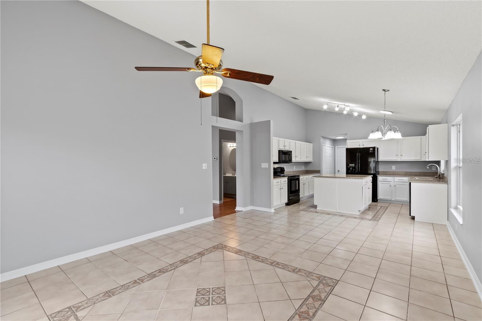 Image 14 of 43 For 4731 Summerbridge Circle