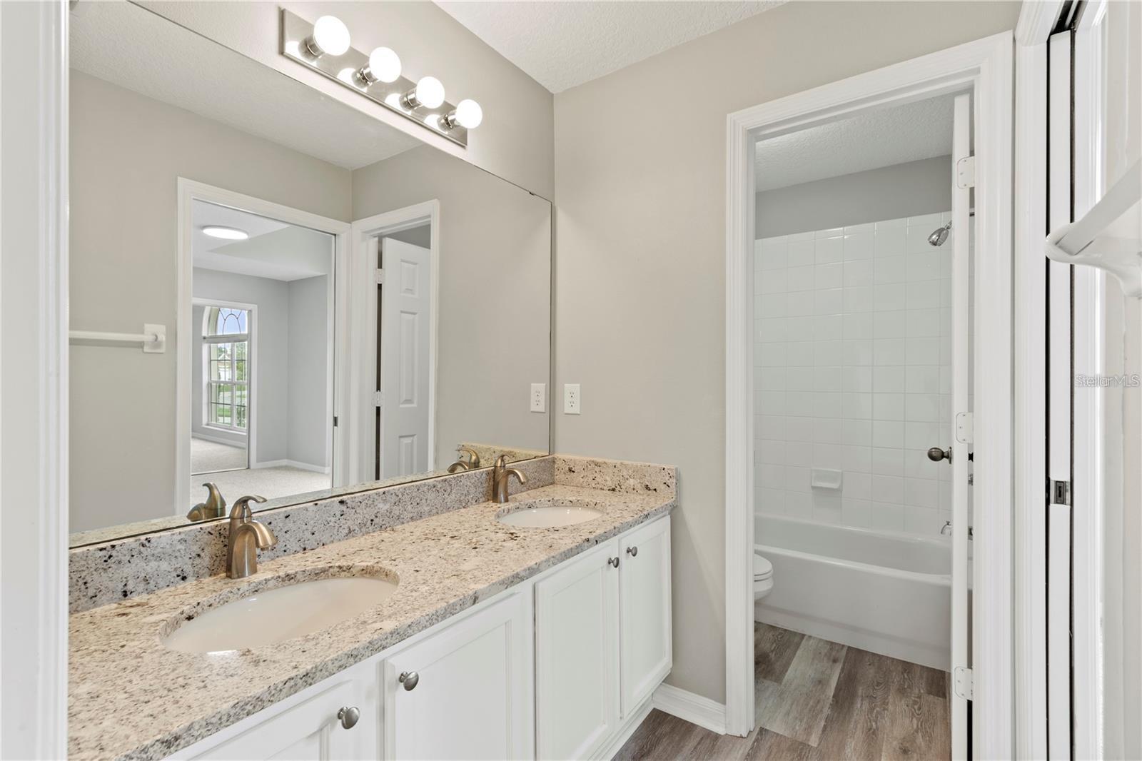 Image 16 of 43 For 4731 Summerbridge Circle