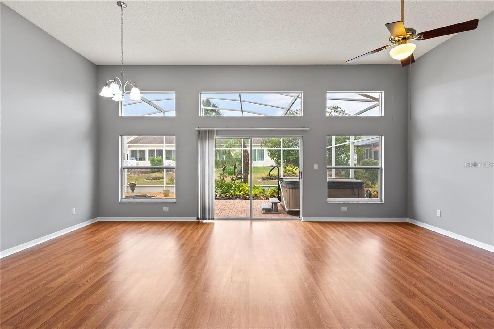 Image 4 of 43 For 4731 Summerbridge Circle