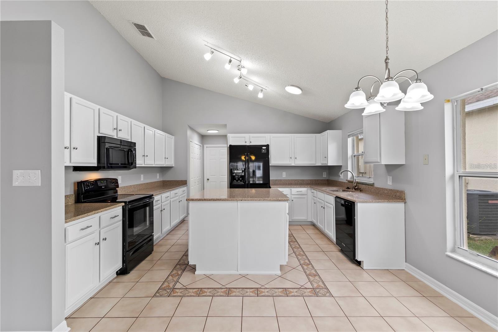 Image 6 of 43 For 4731 Summerbridge Circle