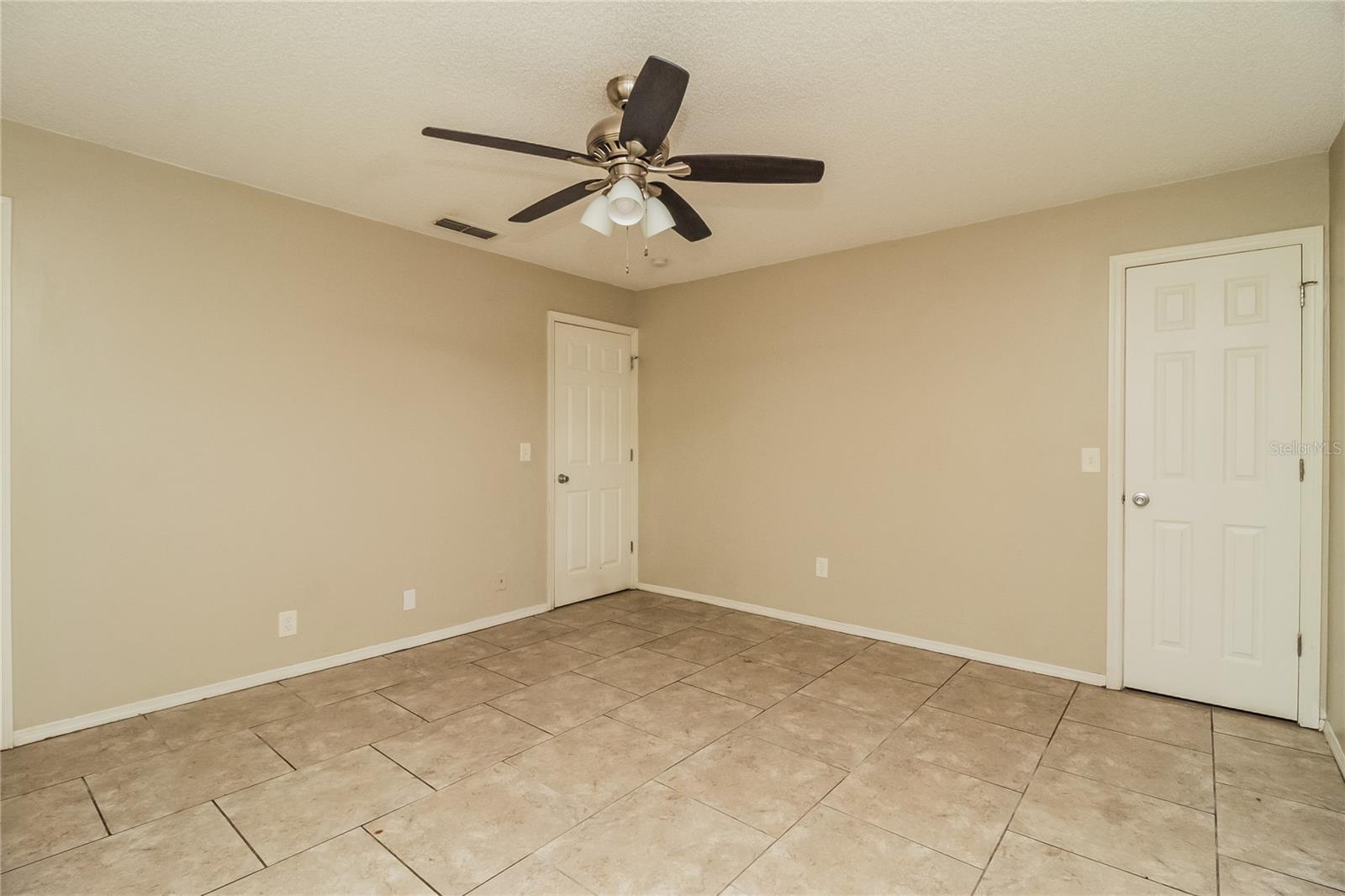 Image 10 of 16 For 313 Apopka Hills Circle