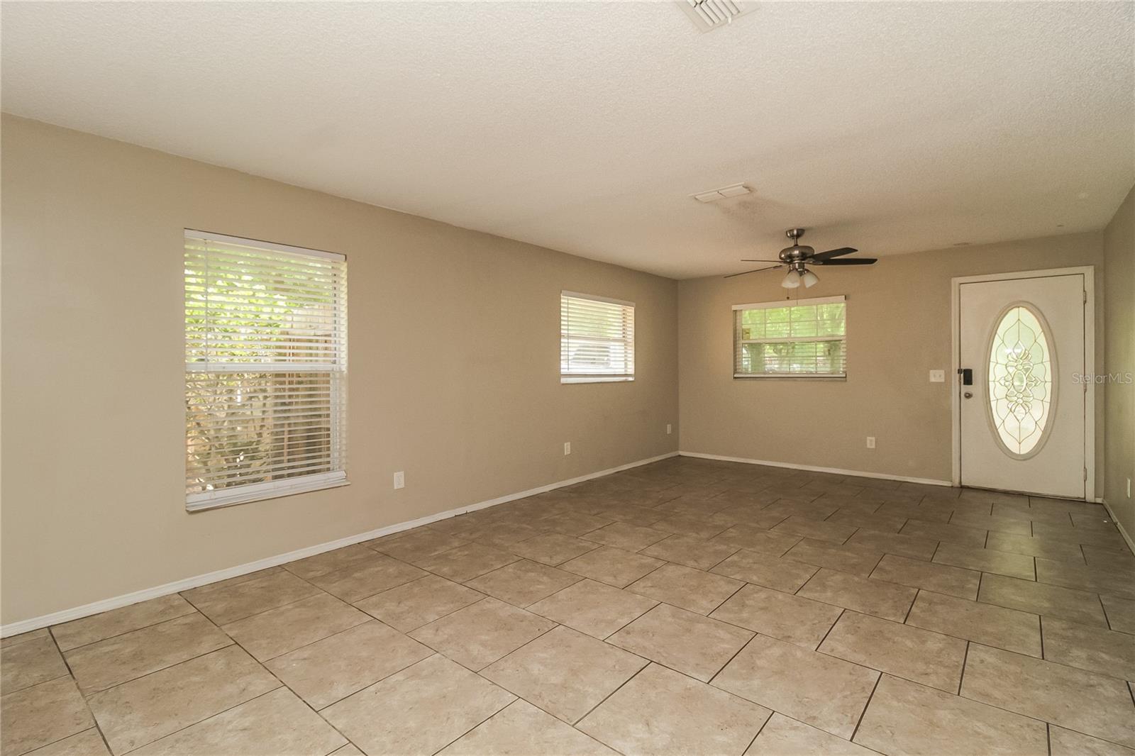 Image 2 of 16 For 313 Apopka Hills Circle