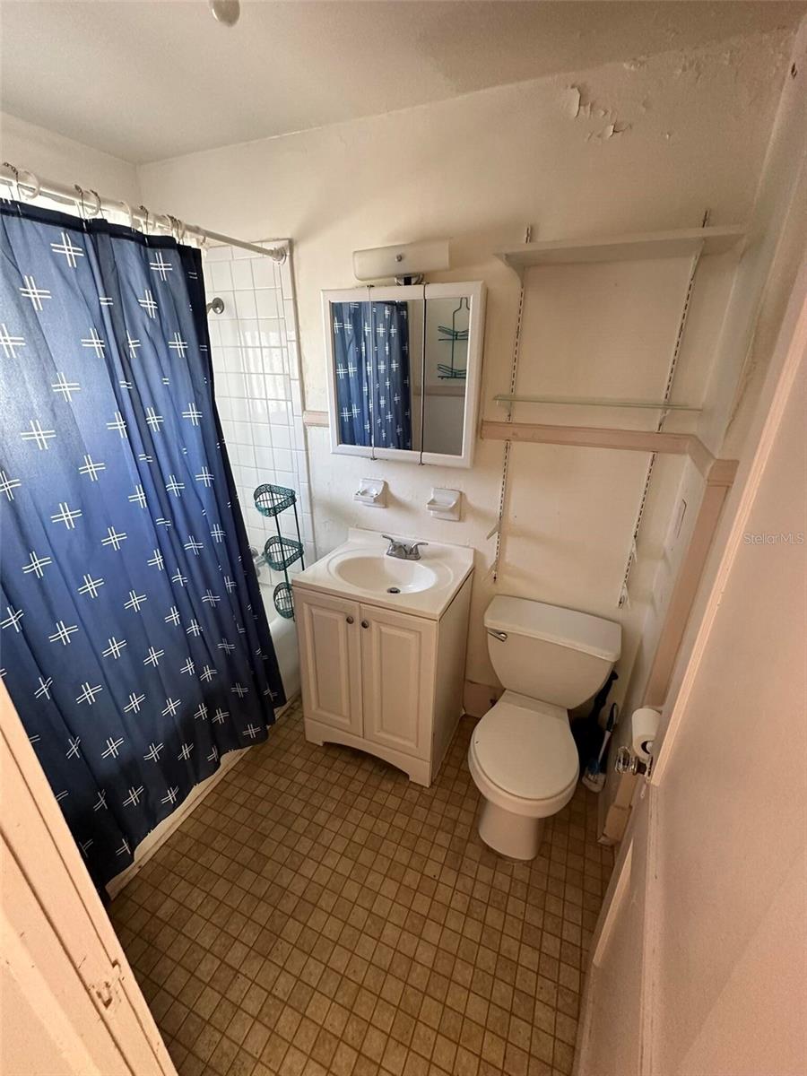 Image 30 of 31 For 901 17th Avenue Ne