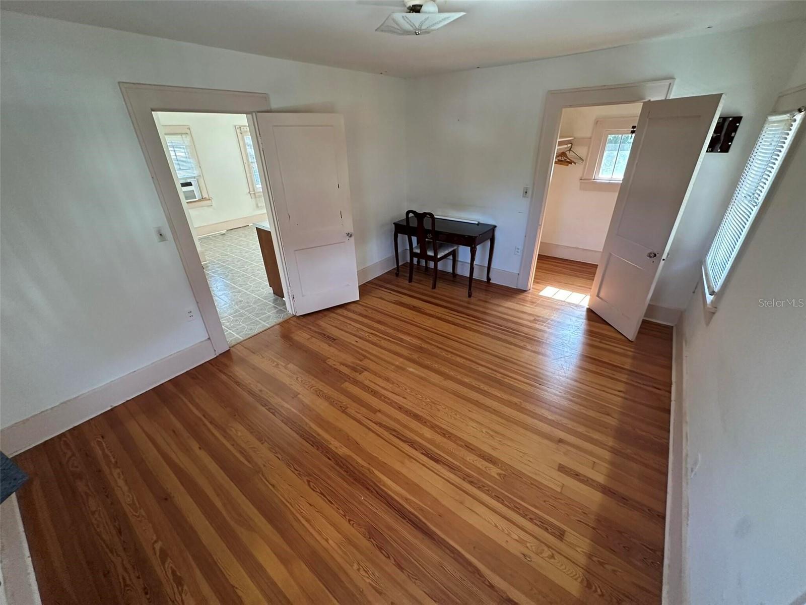 Image 31 of 31 For 901 17th Avenue Ne