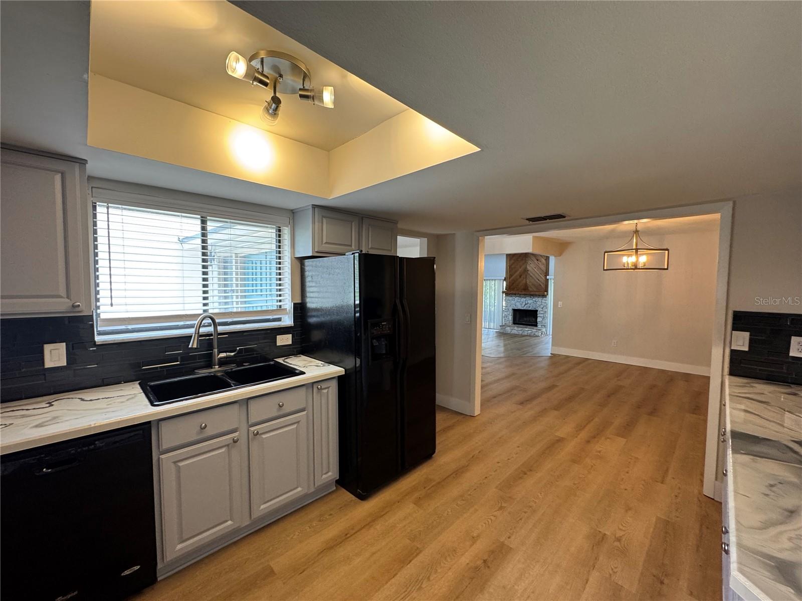 Image 4 of 26 For 107 Deerwood Avenue