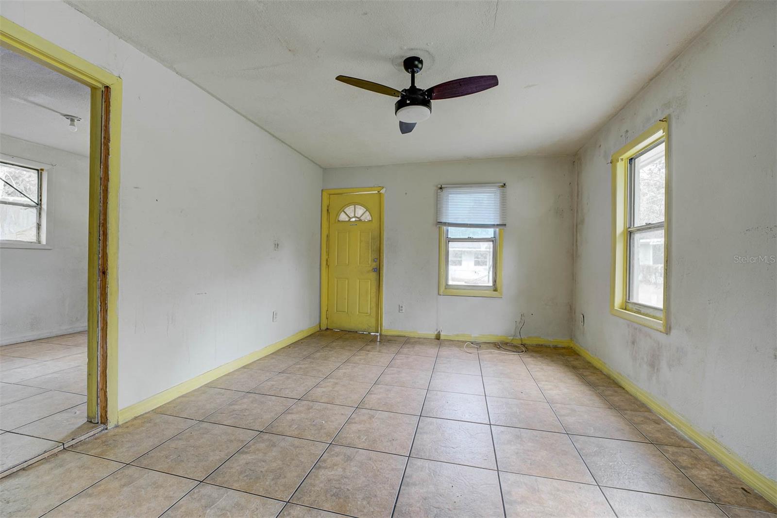 Image 19 of 25 For 1835 Wilton Avenue