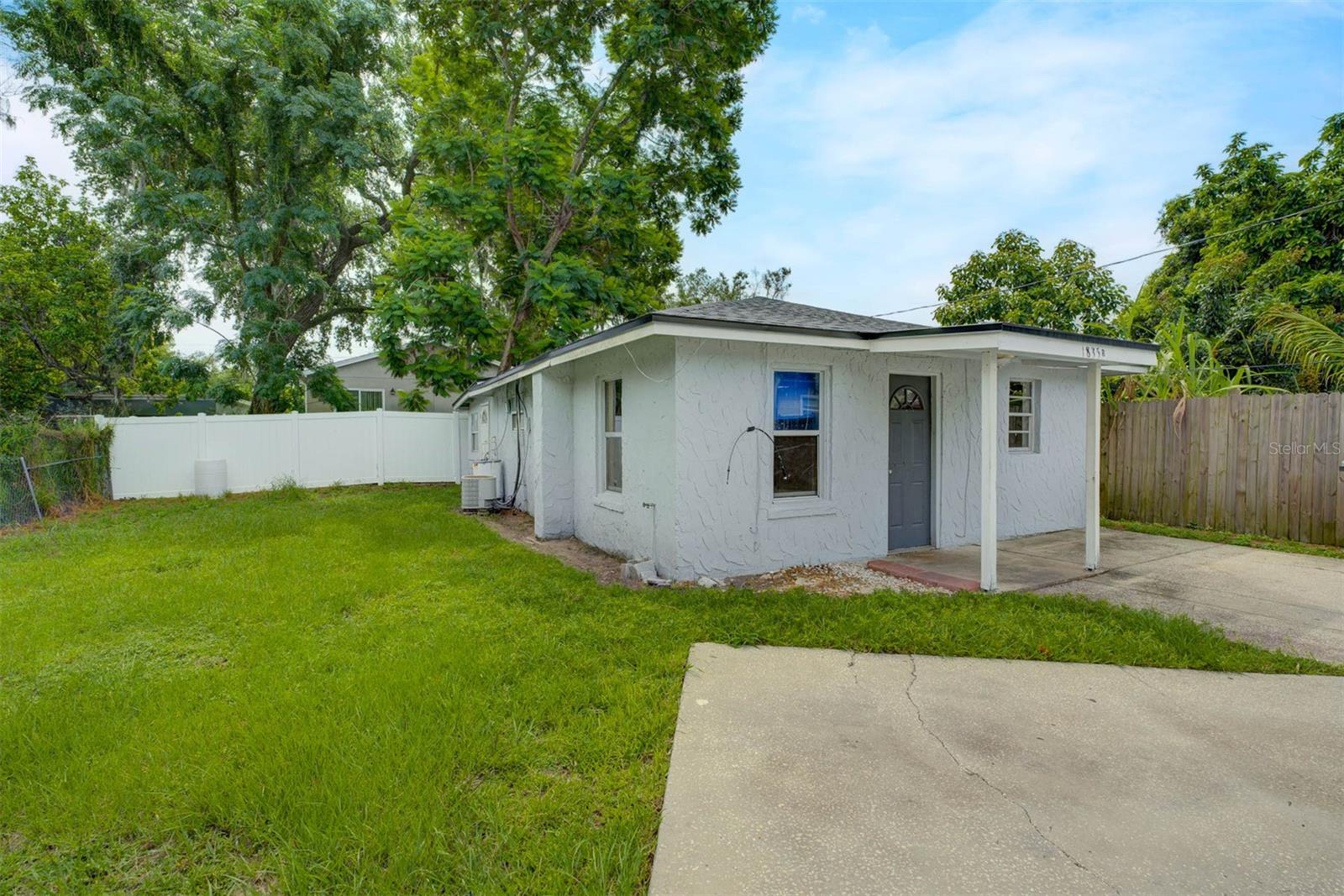 Image 5 of 25 For 1835 Wilton Avenue