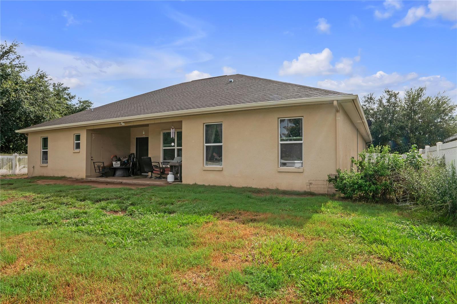 Image 4 of 26 For 1902 Griffins Green Drive