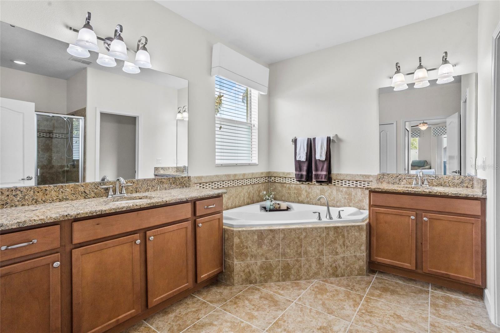 Image 29 of 69 For 5723 Tarleton Way