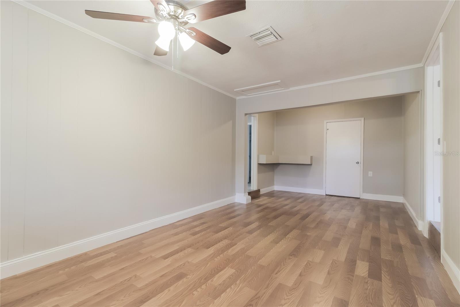 Image 4 of 16 For 1308 Locust Avenue