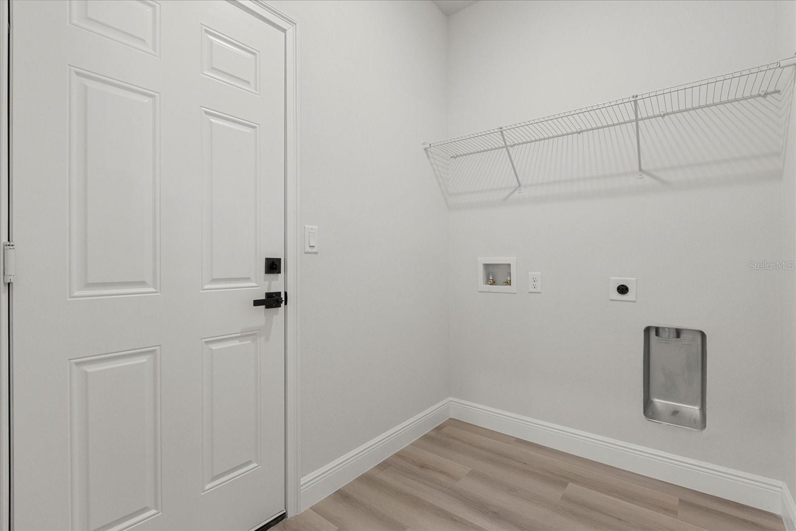 Image 18 of 32 For 4016 151st Street