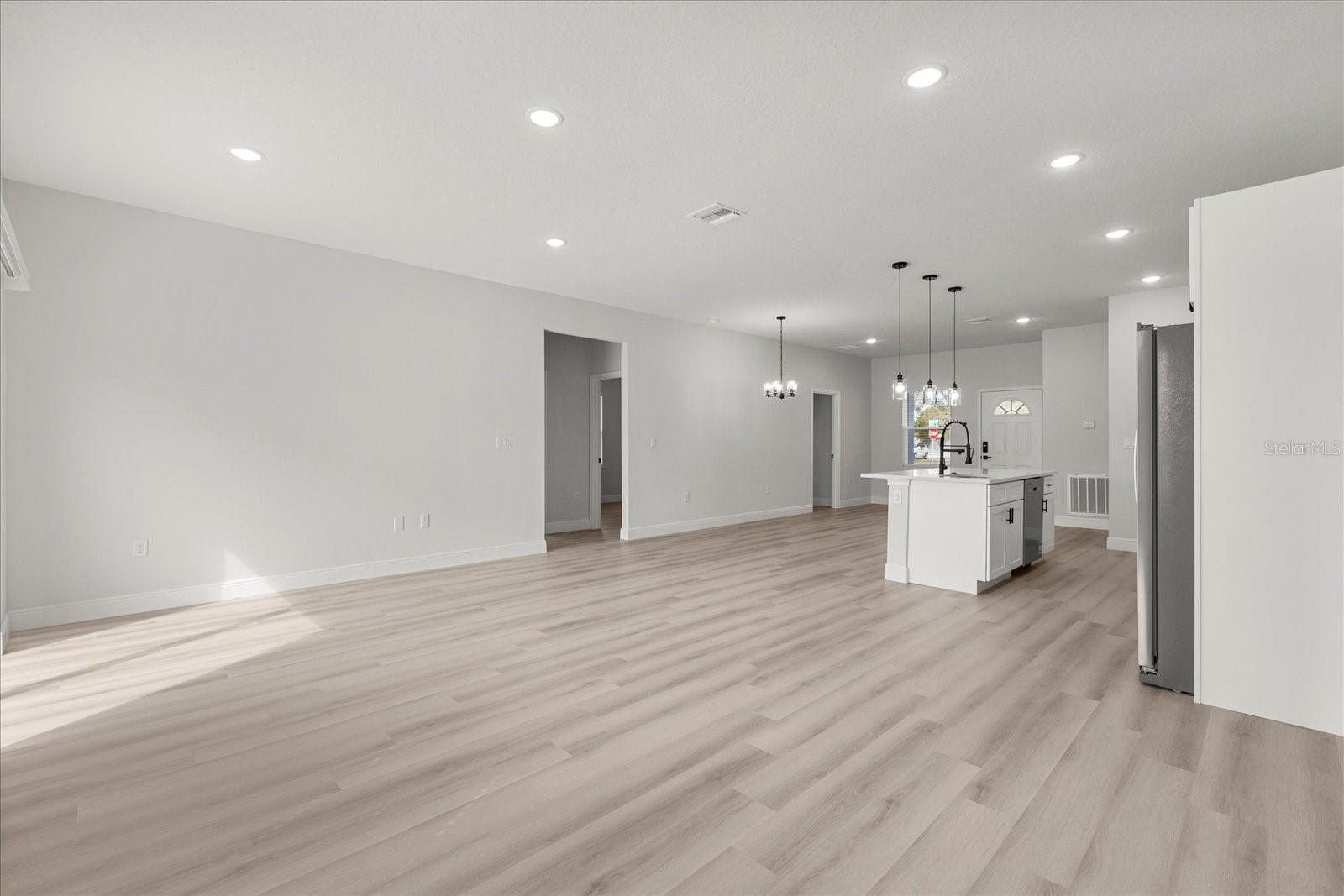 Image 7 of 32 For 4016 151st Street