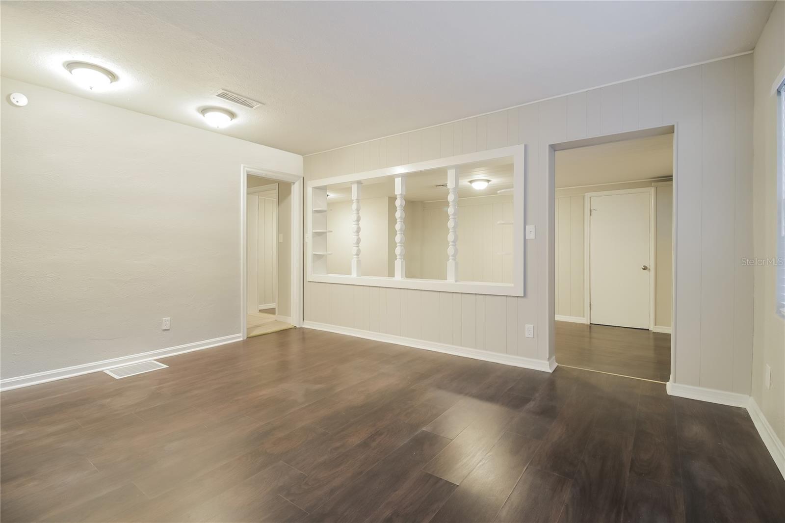 Image 3 of 16 For 1609 Pinewood Drive